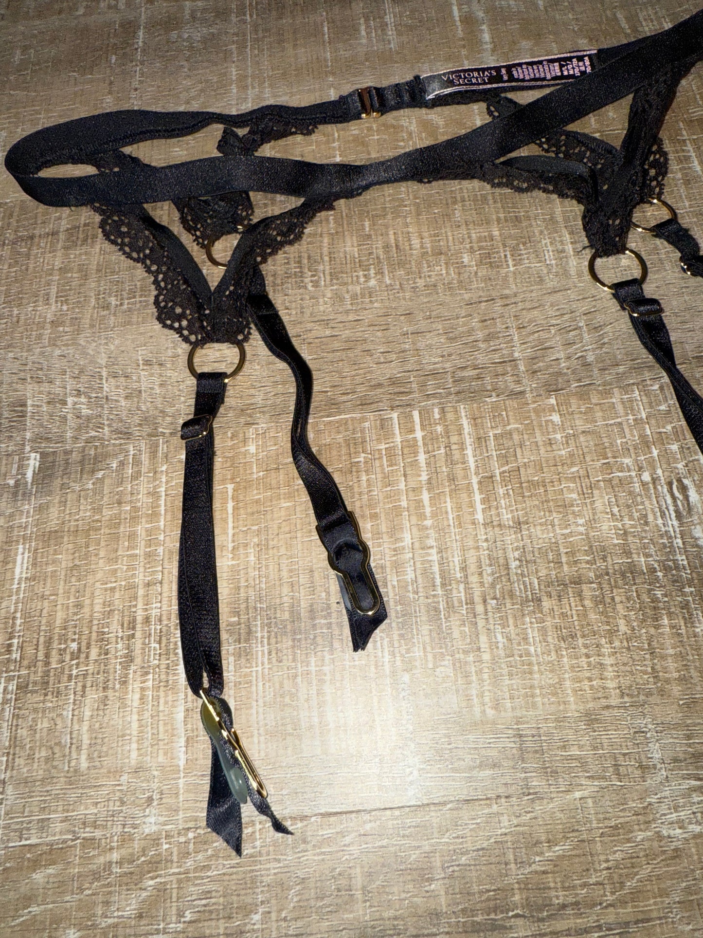 Victoria's Secret (M/L) Very Sexy Black Lace Garter Belt