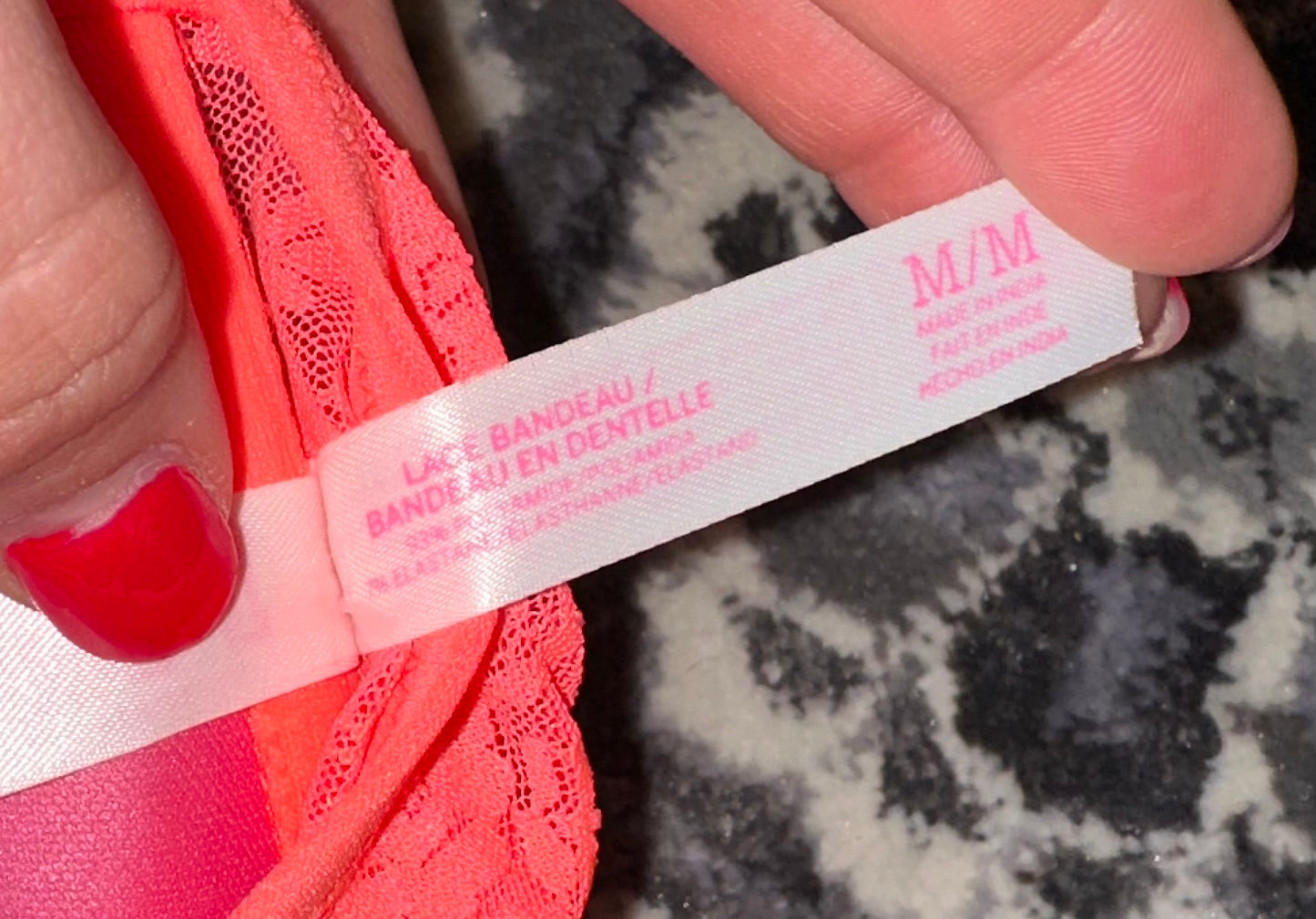 PINK Victoria’s Secret (Medium) Neon Pink Lace Padded Bandeau Bra