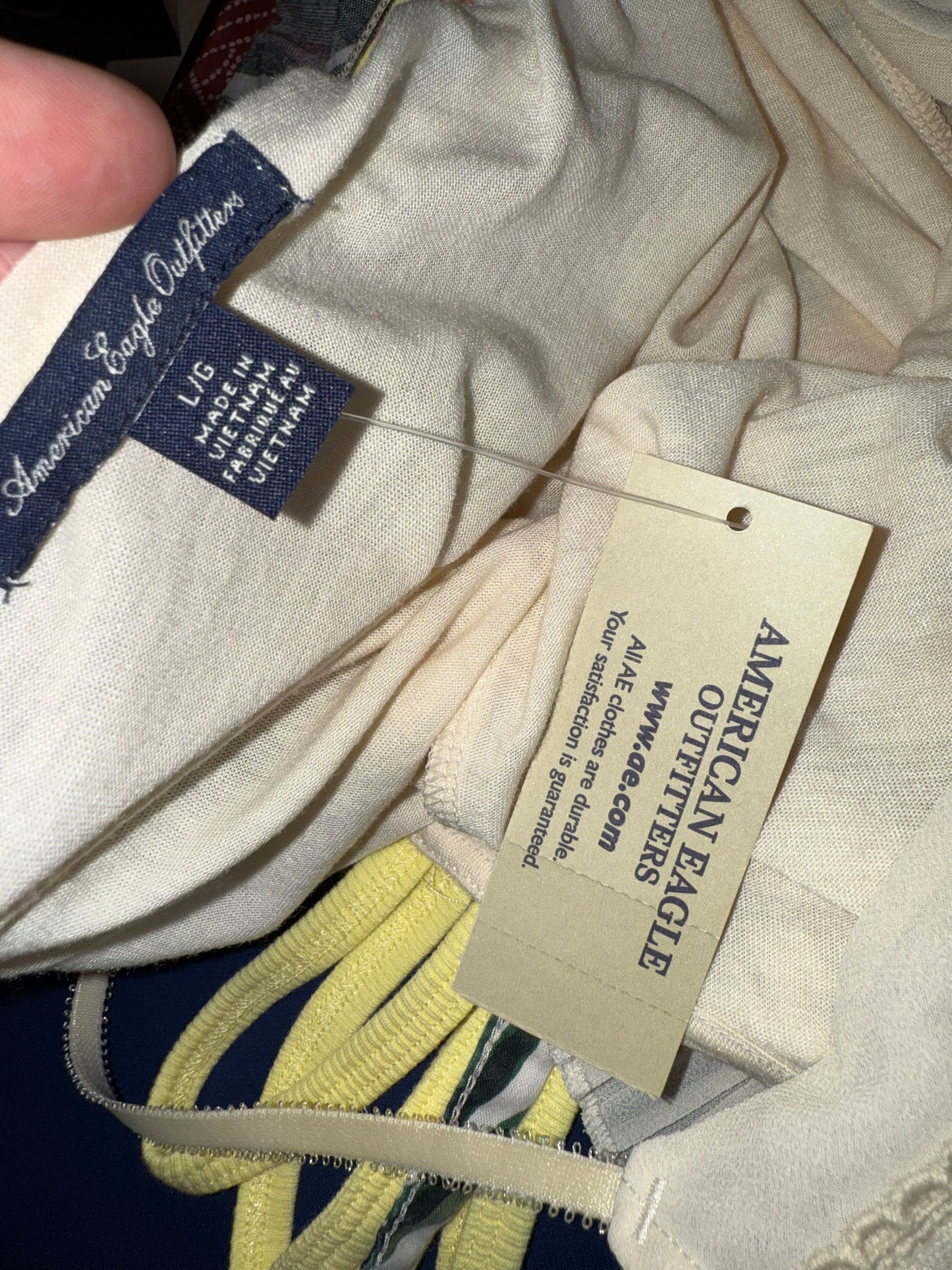 NWT American Eagle (Large) Brand New Cream Tank Top with Sheer Ruffle Hem