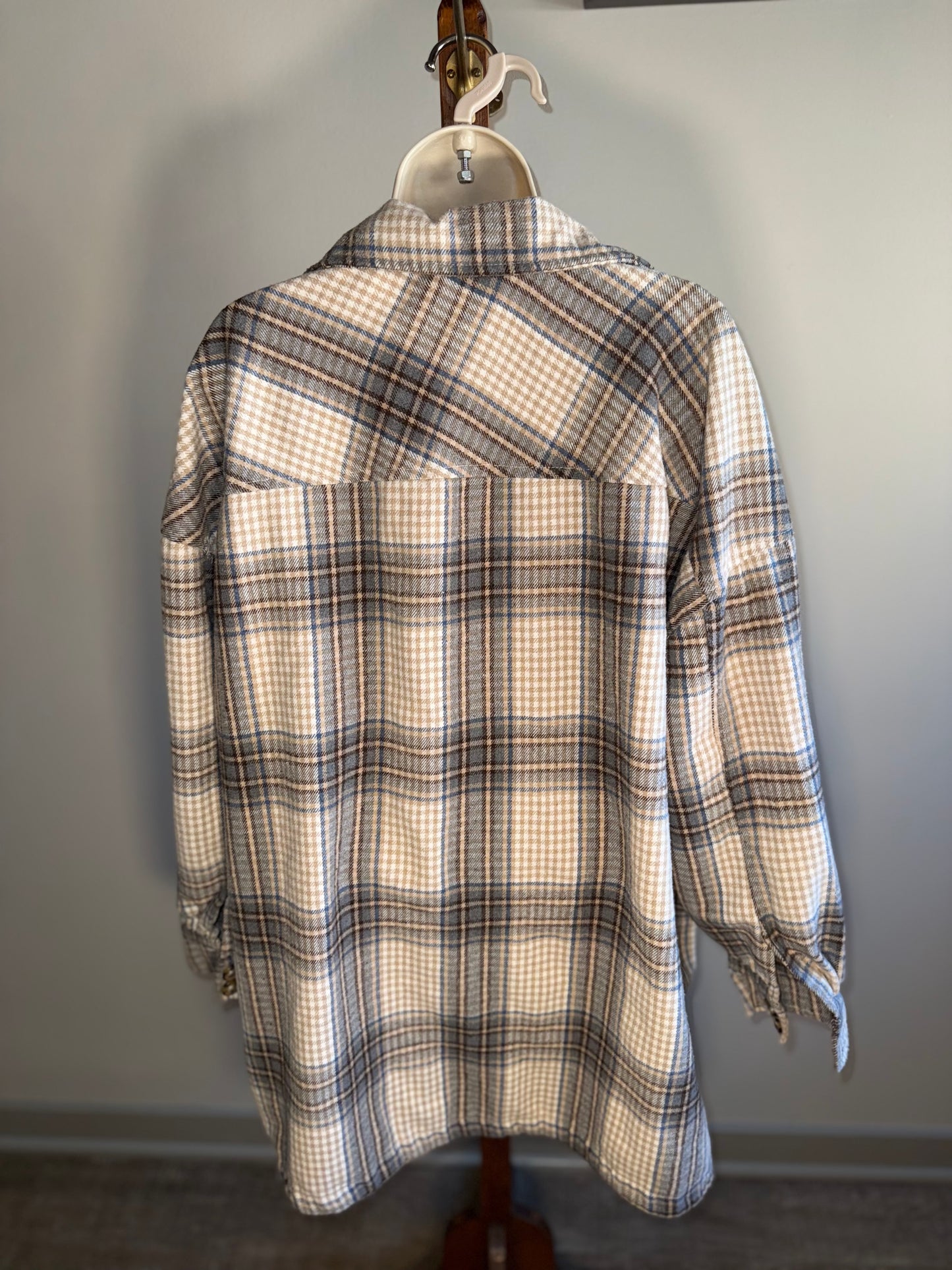 Taxi (2X) Neutral Good Quality Flannel