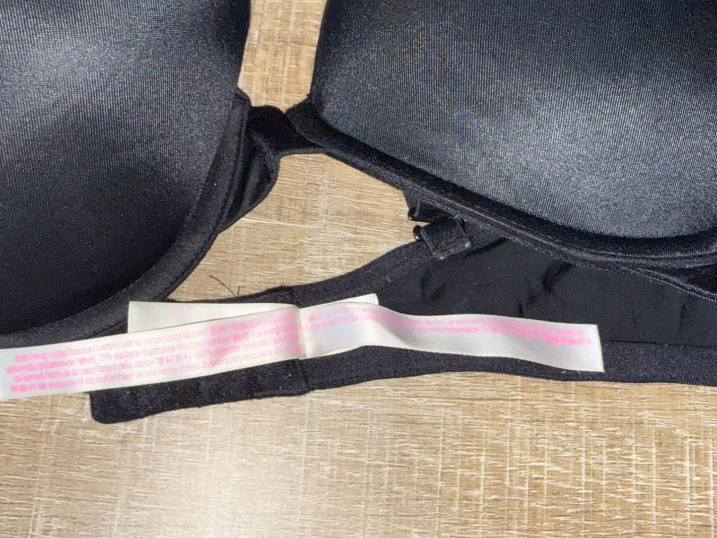 PINK Victoria's Secret (34D) Black Wear Everywhere Push Up Bra