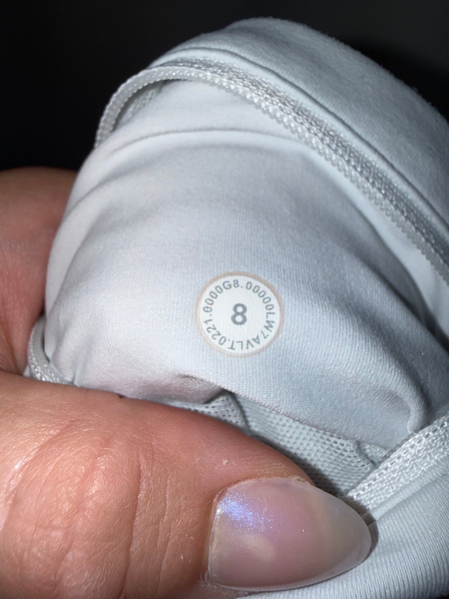 Lululemon (8) White Speed Up Shorts