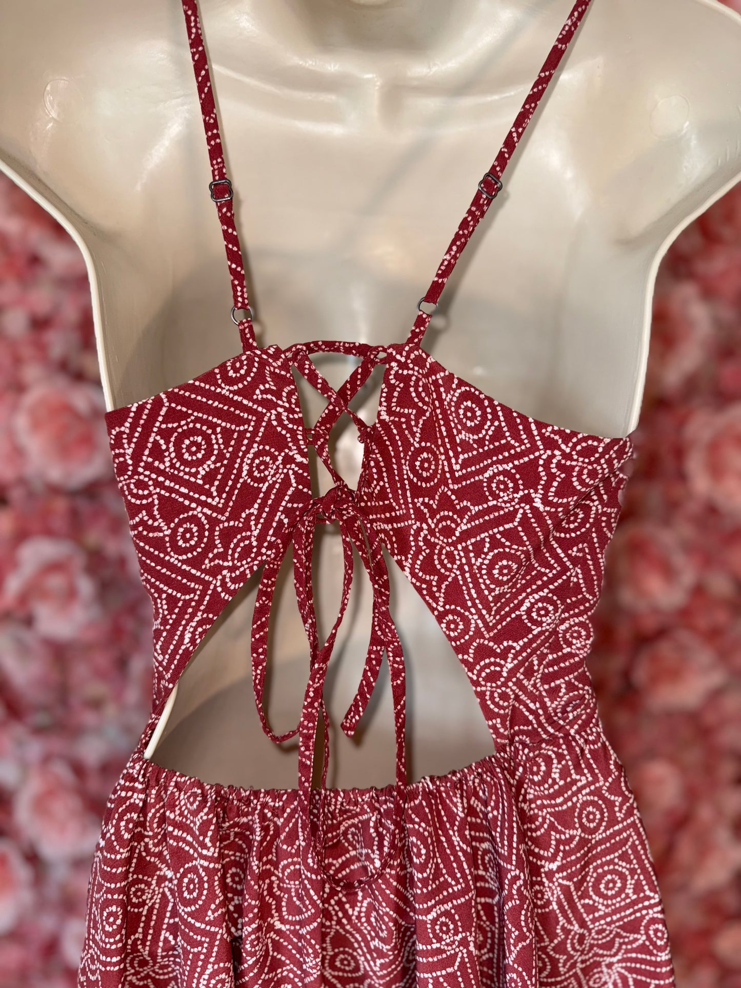 Hollister (Small) Red//White Pattern Lightweight Dress with Open Tied Back