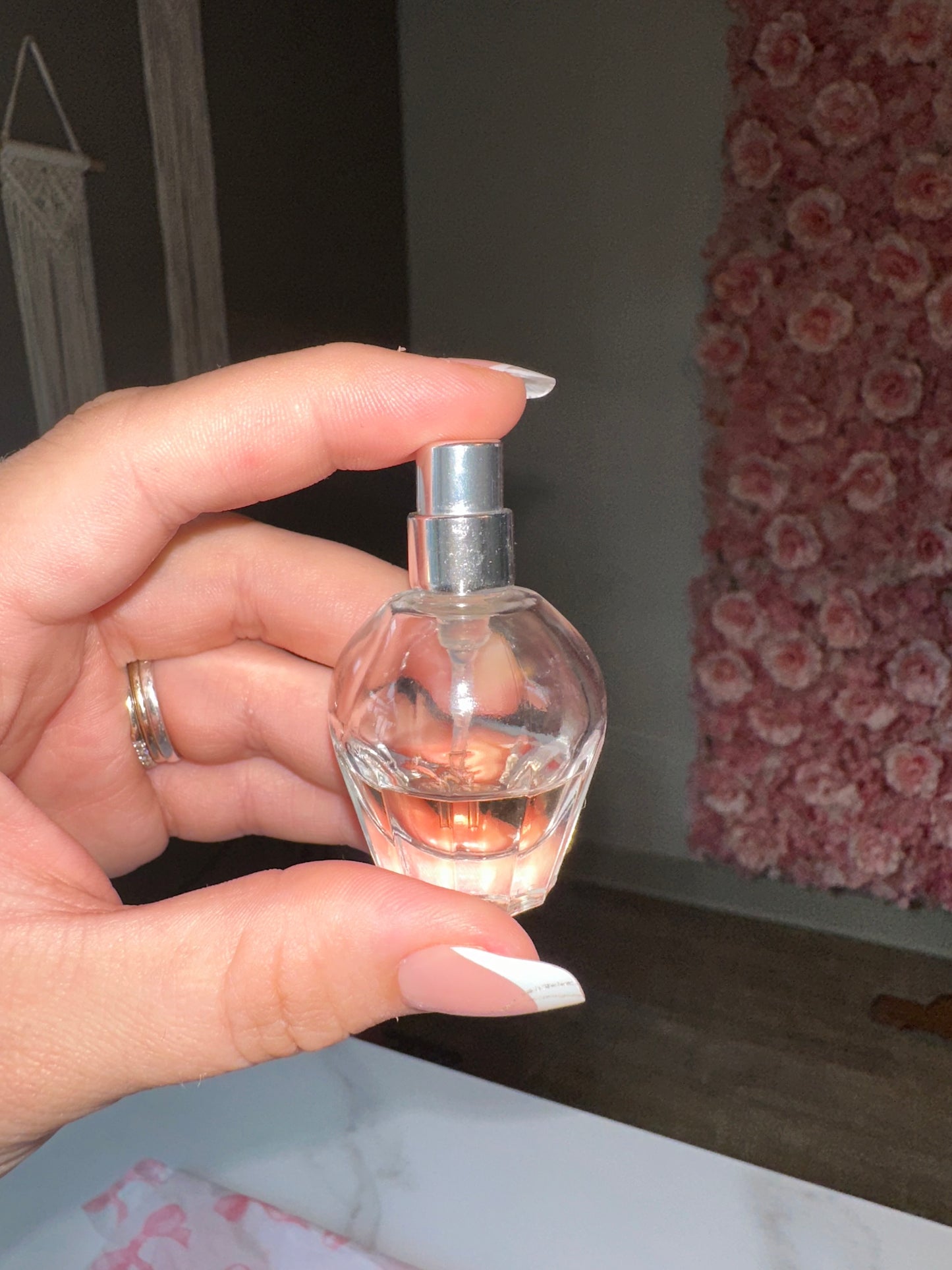 16 Piece Perfume Set