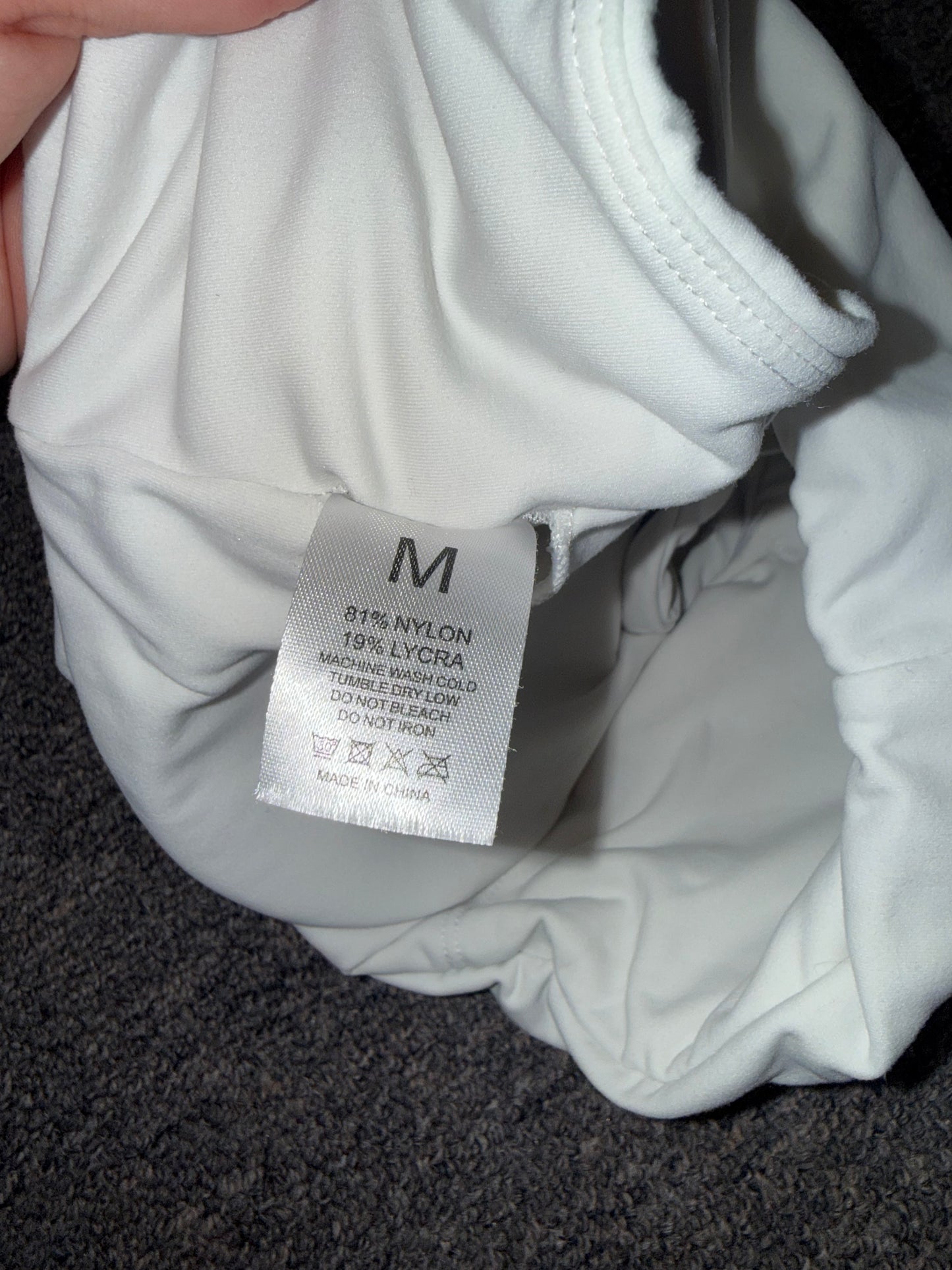 (Medium) White Padded Sports Bra