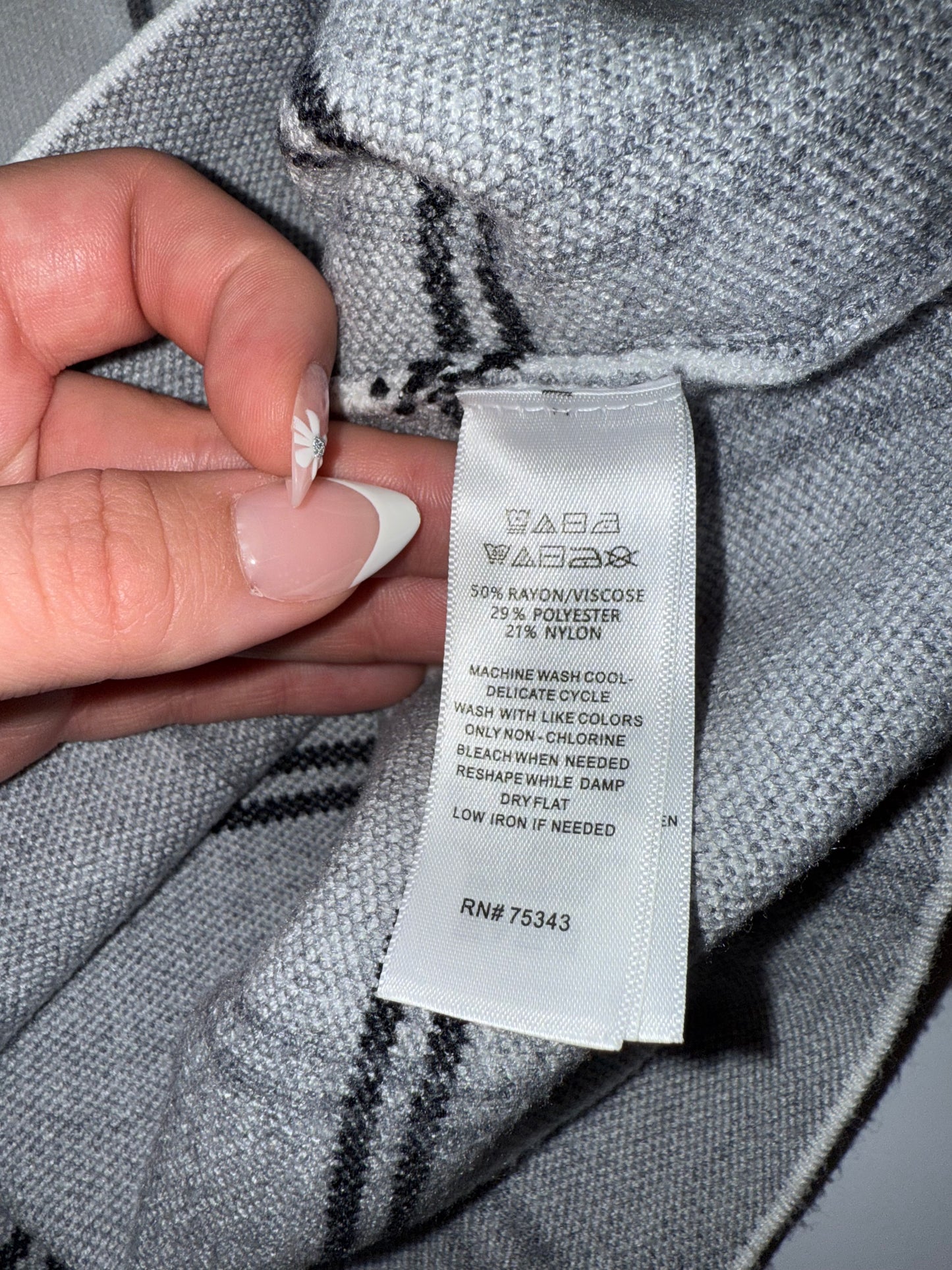 Max Studio (Large) White Plaid Sweater with High Neck