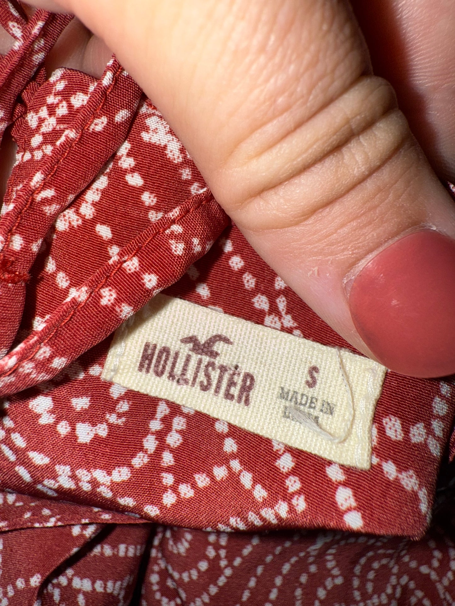 Hollister (Small) Red//White Pattern Lightweight Dress with Open Tied Back