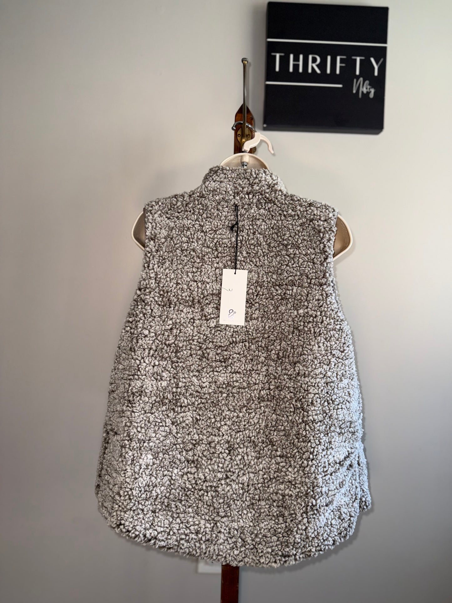 NWT Thread & Supply (Small) Brand New Reversible Fuzzy Vest