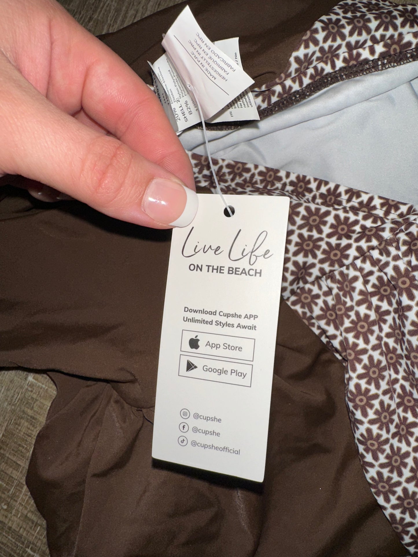 NWT Cupshe (Large) Brand New Brown Pattern One Piece Swimsuit w Halter Neck