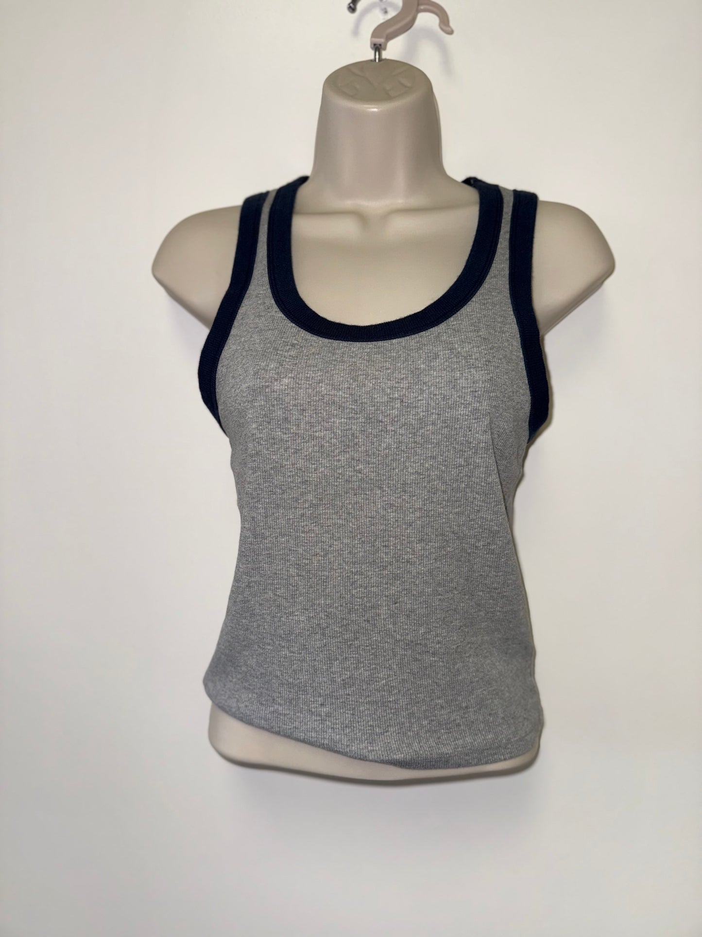 Hollister tank