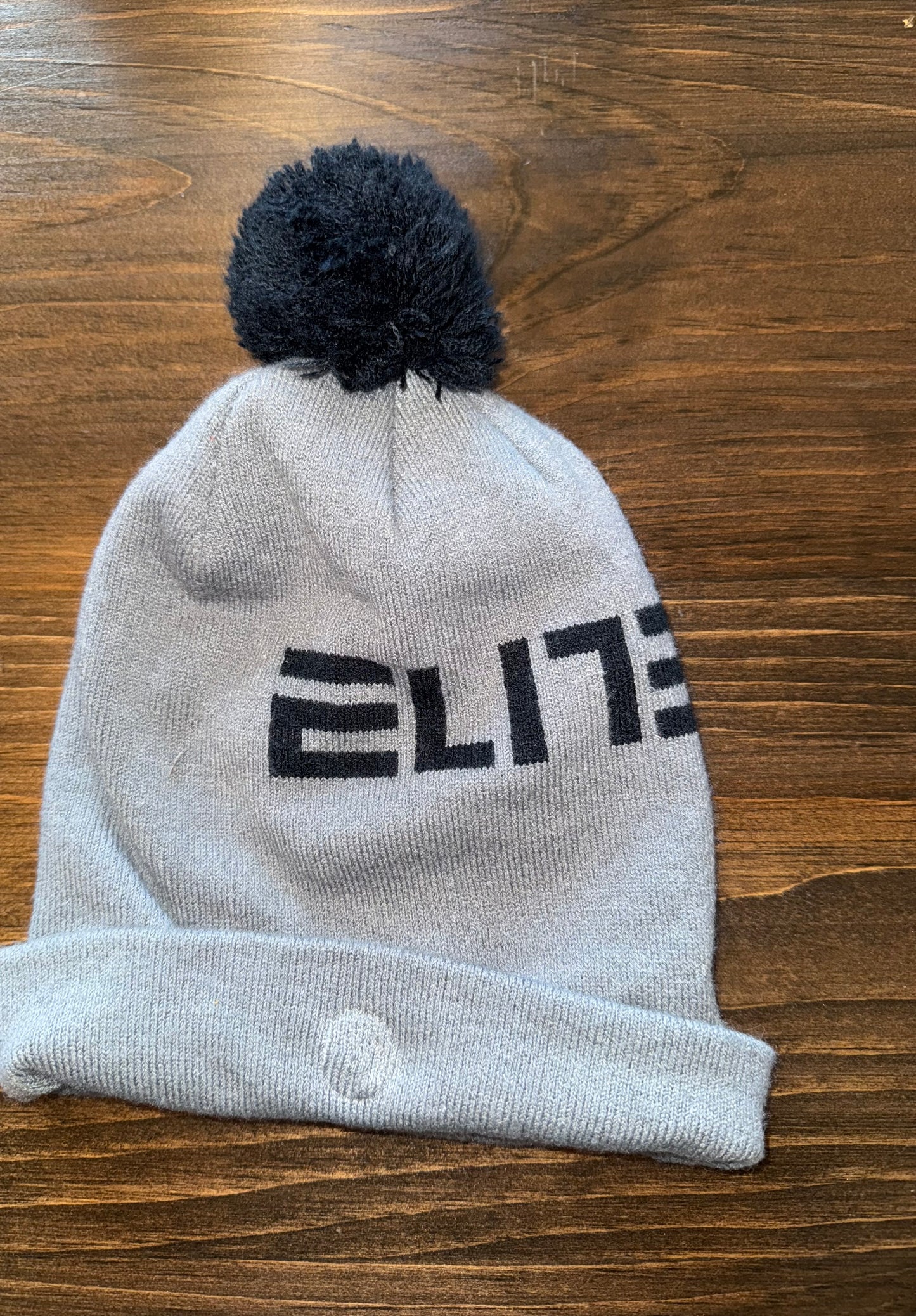 Nike (OS Kids) Black//Grey Nike Elite Winter Beanie