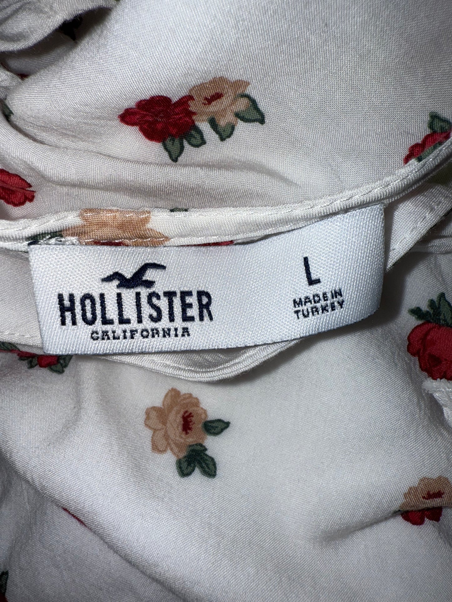 Hollister (Large) White V-Neck Long Sleeve Blouse with Floral Rose Pattern
