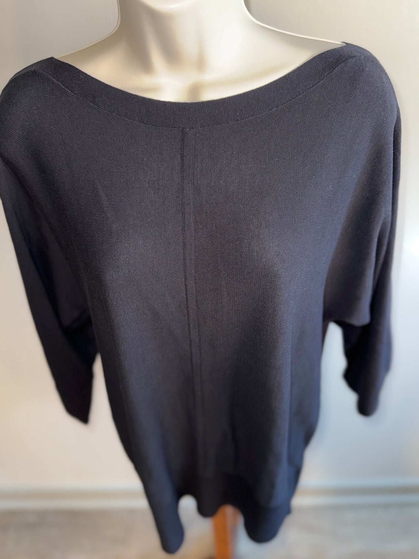 NWT Talbots (Medium) Brand New Black 3/4 Sleeve Knit Blouse