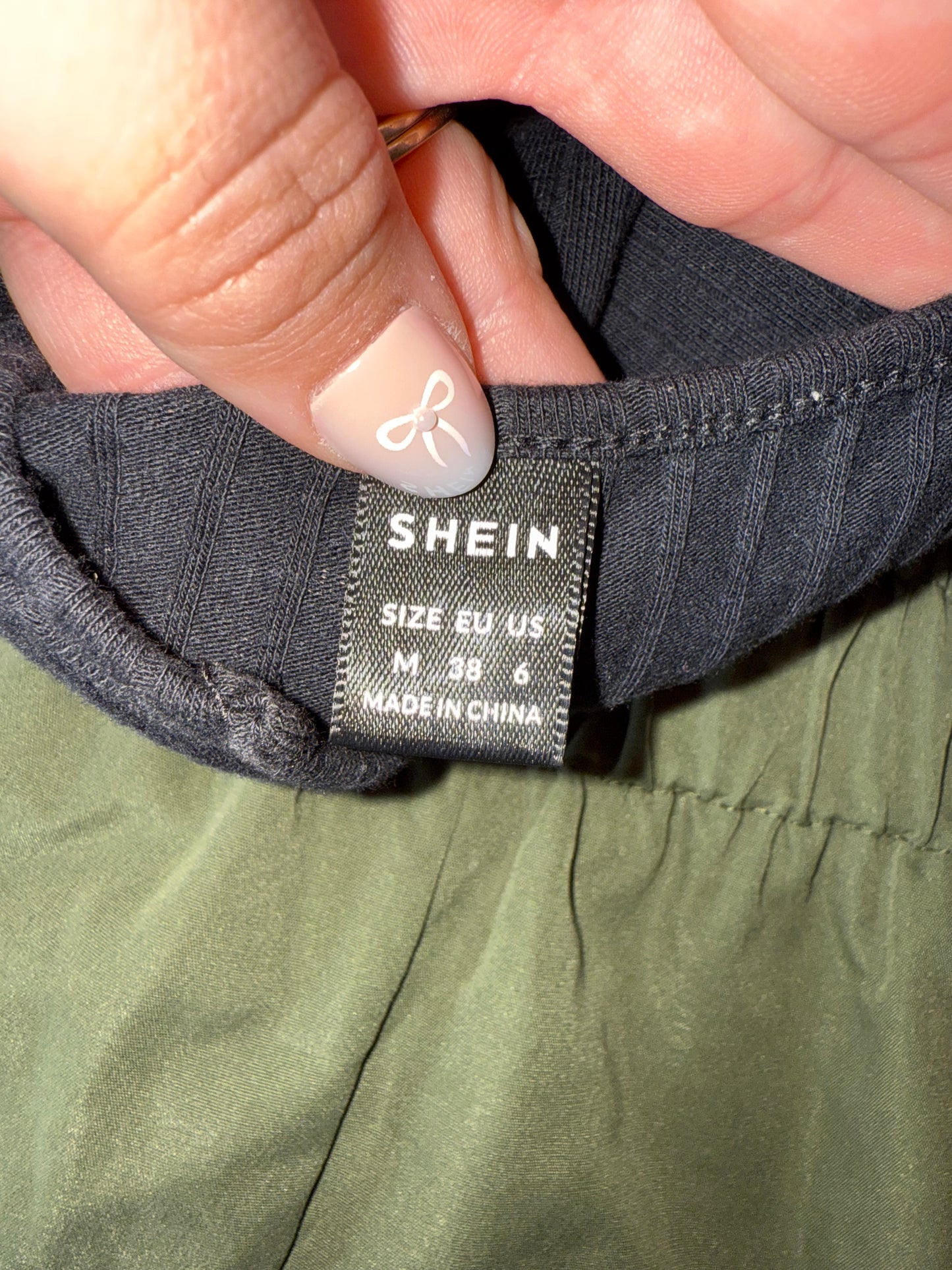 SHEIN (Medium) Black and Green Romper with Tied Waist