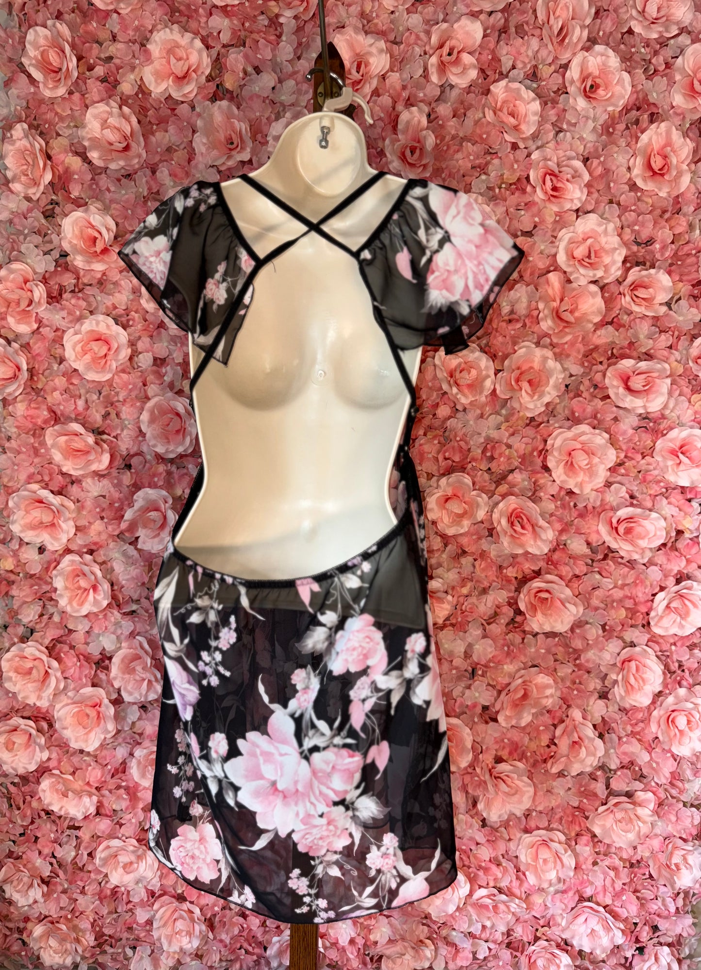 (Large) Black Floral Sheer Lightweight Lingerie Dress with Open Back
