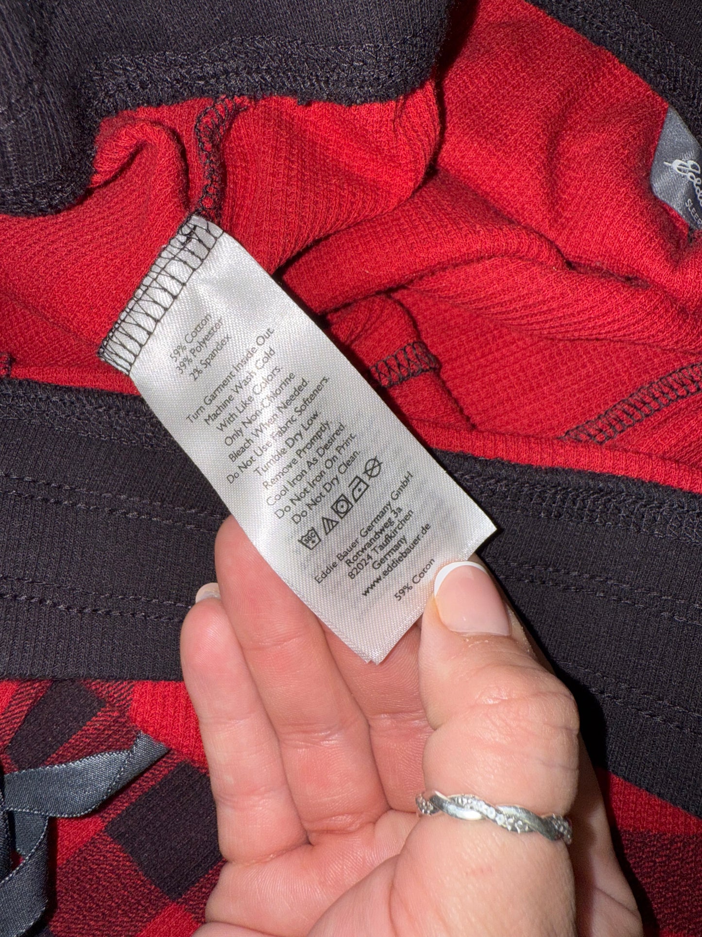 Eddie Bauer (Small) Black & Red Plaid Waffle Knit Jogger Sleepwear PJ Bottoms