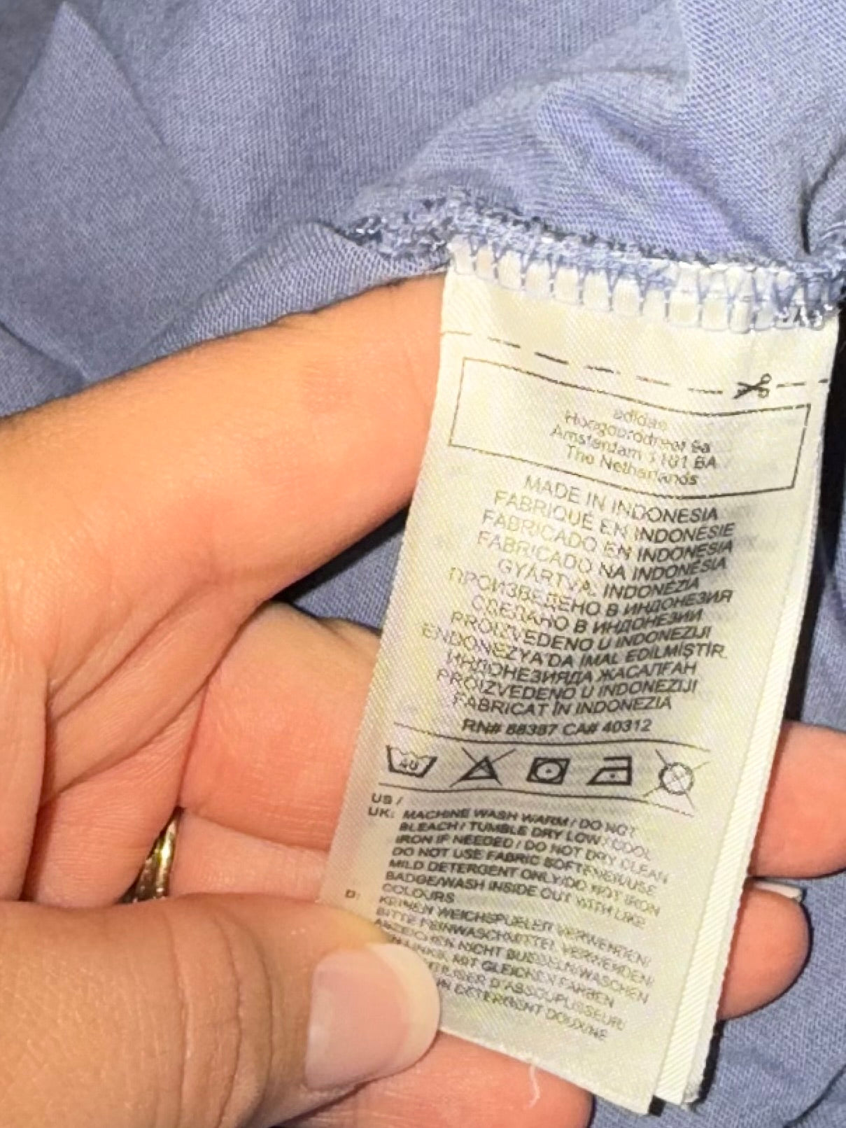 adidas (XL) Blue Short Sleeve Cropped T-Shirt