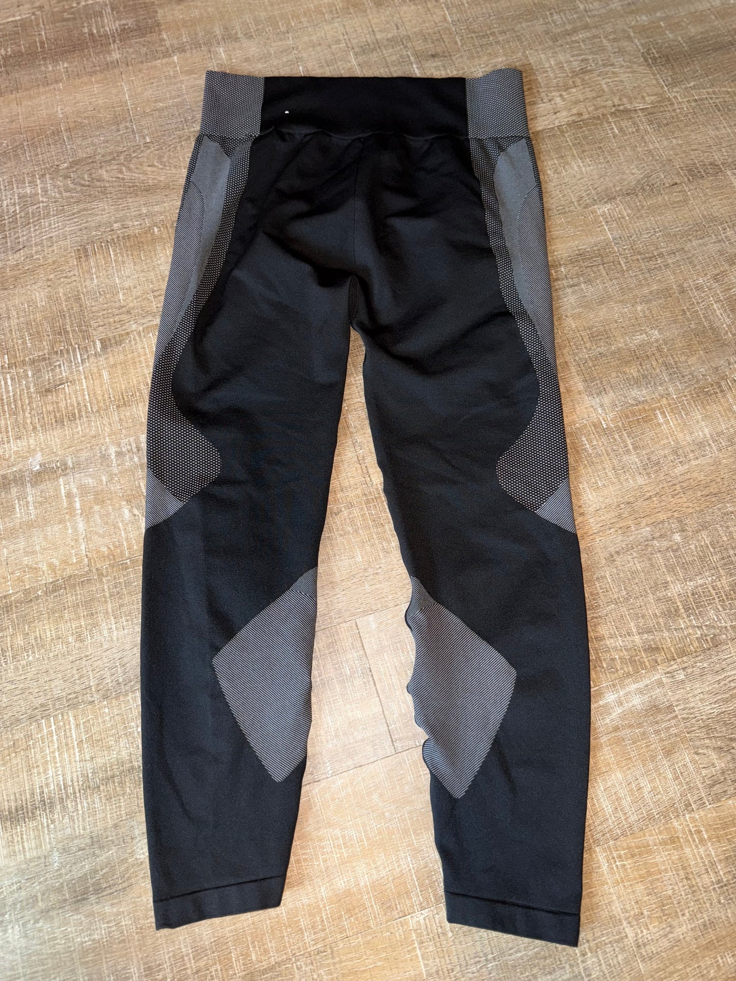 H&M Move (XXL) Stretchy Leggings