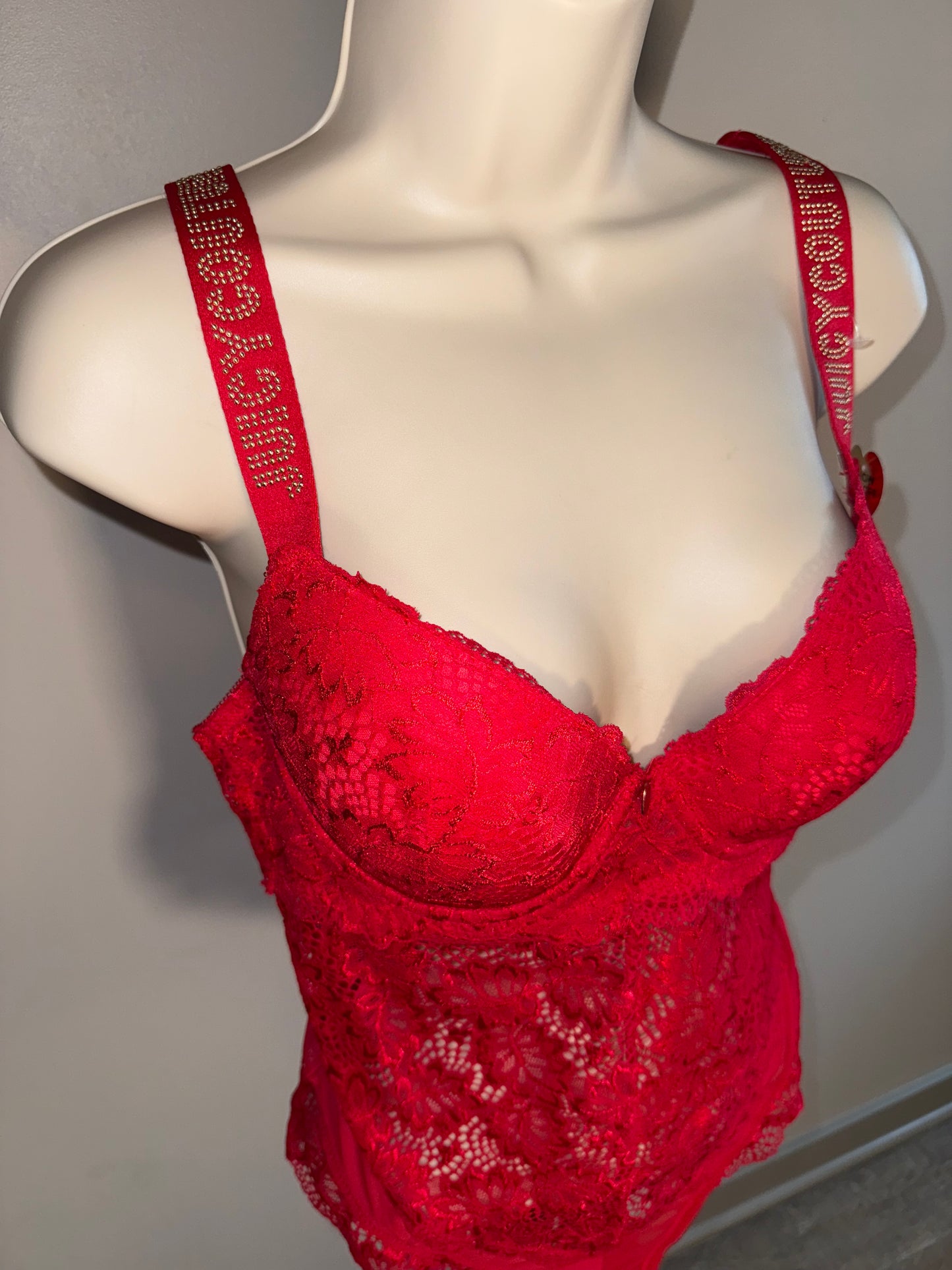 NWT Juicy Couture (Large) Brand New Red Lace Lingerie