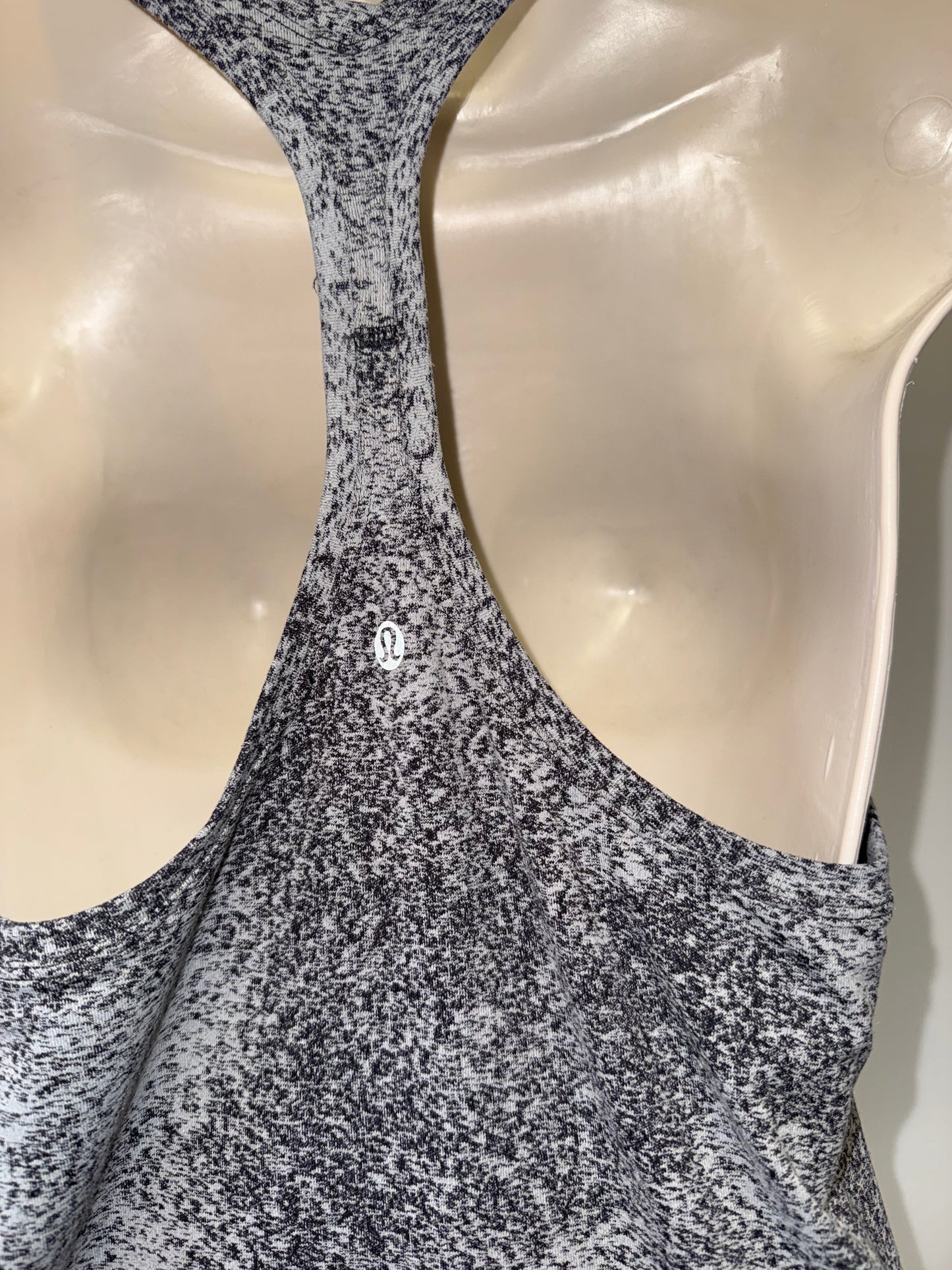 Lululemon Grey/Black Pattern Form Fitting Tank Top