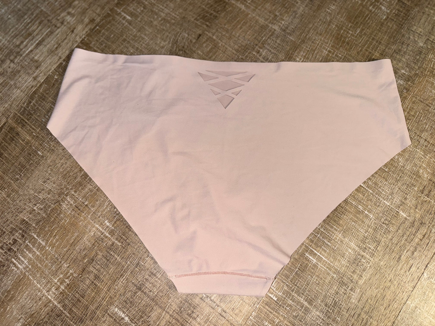 NWT Maidenform (2XL) Brand New Cream Free Cut Hipster Undies