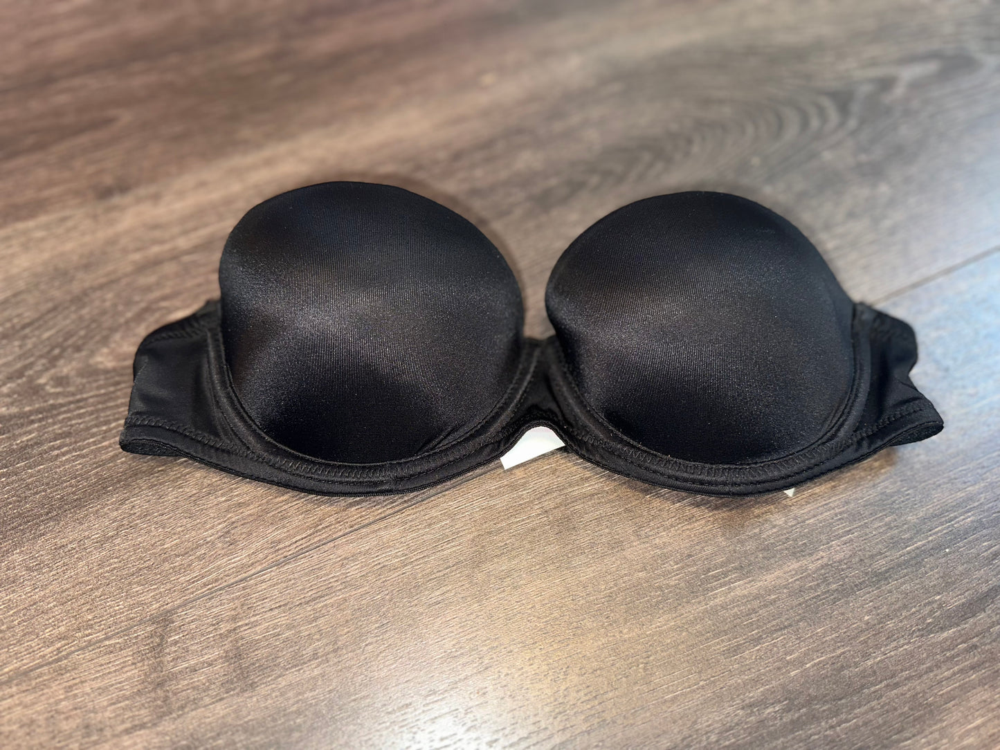 Victoria's Secret (32B) Black Strapless Push Up Wear Everywhere Bra