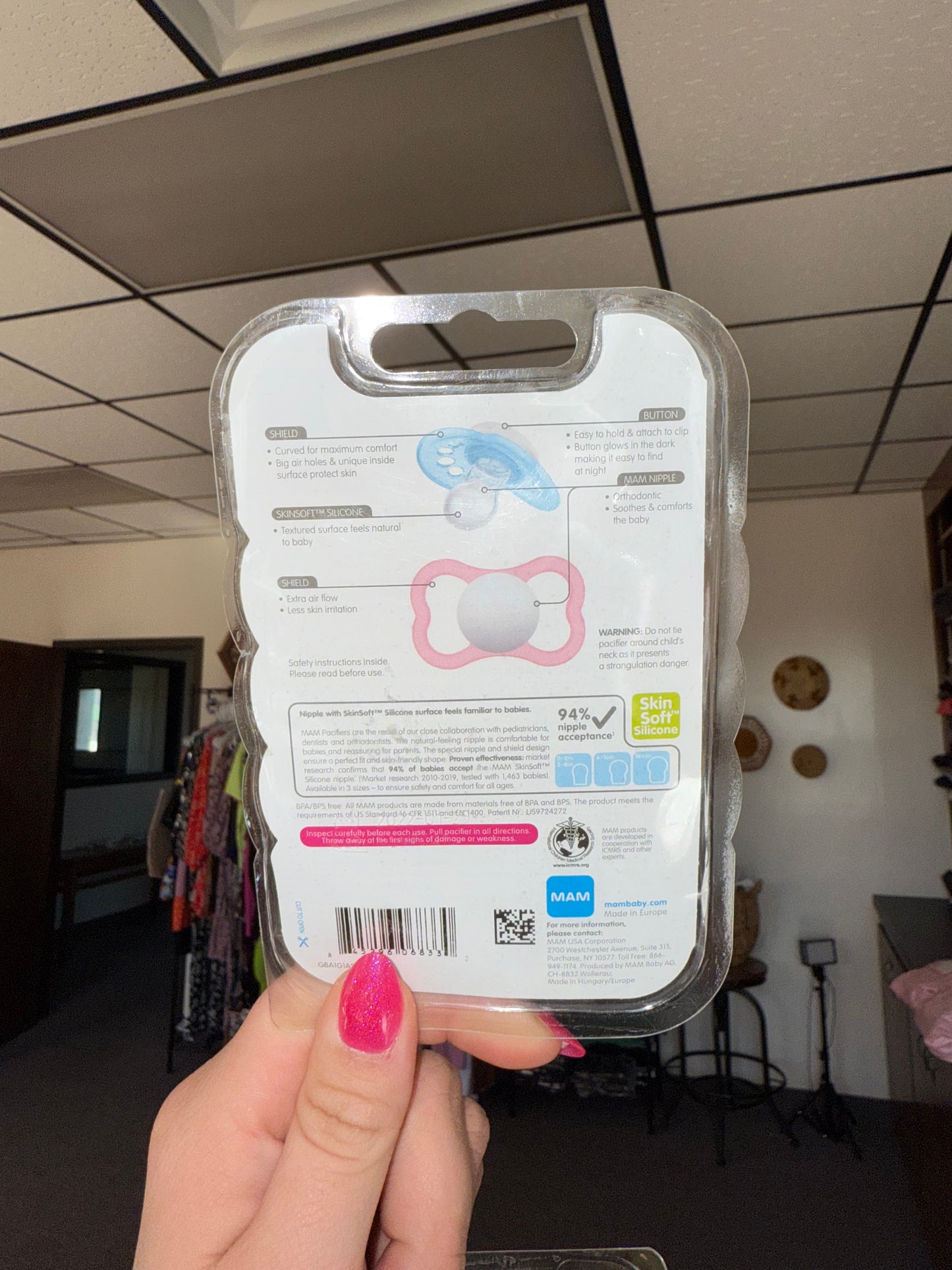 BUNDLE of TWO Packs of MAM Variety Pack Of Binky//Pacifiers Glow in Dark