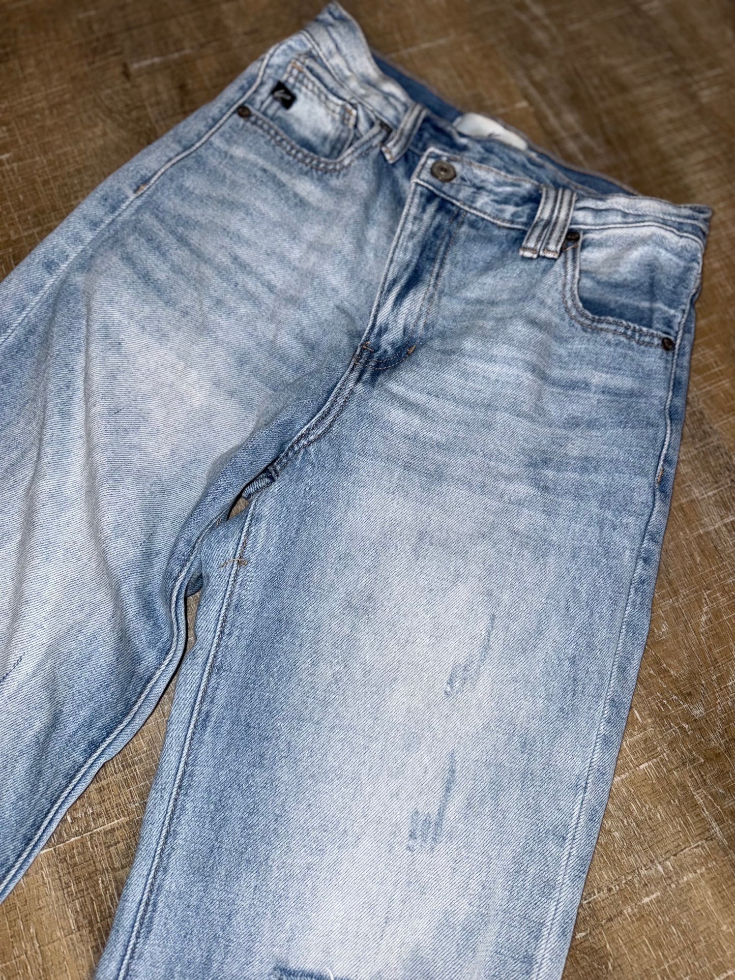 Kancan (0/23) Distressed Denim Jeans