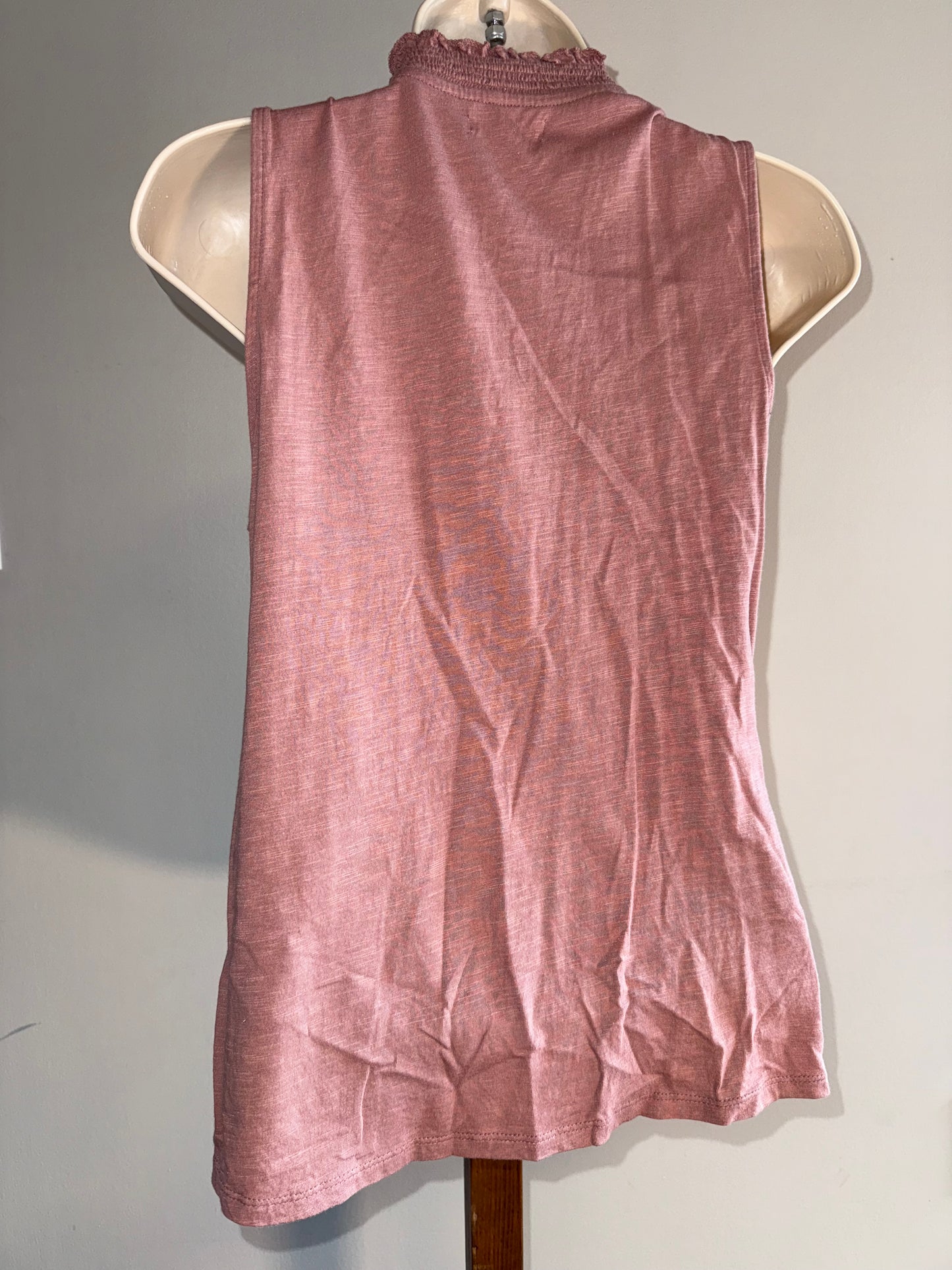 Maurices (Small) Blush High Neck 3/4 Button Up Tank Top