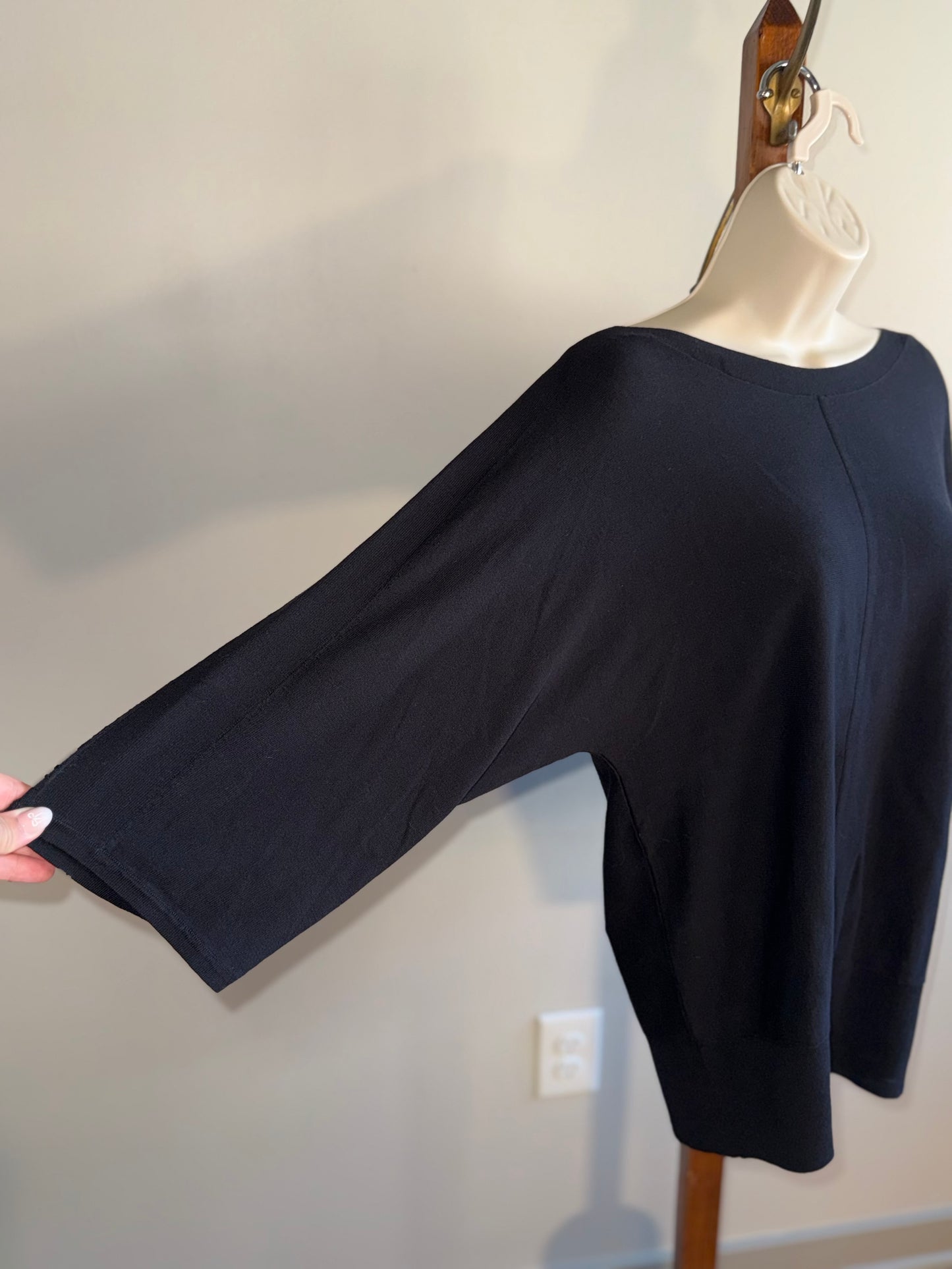 NWT Talbots (Medium) Brand New Black 3/4 Sleeve Knit Blouse