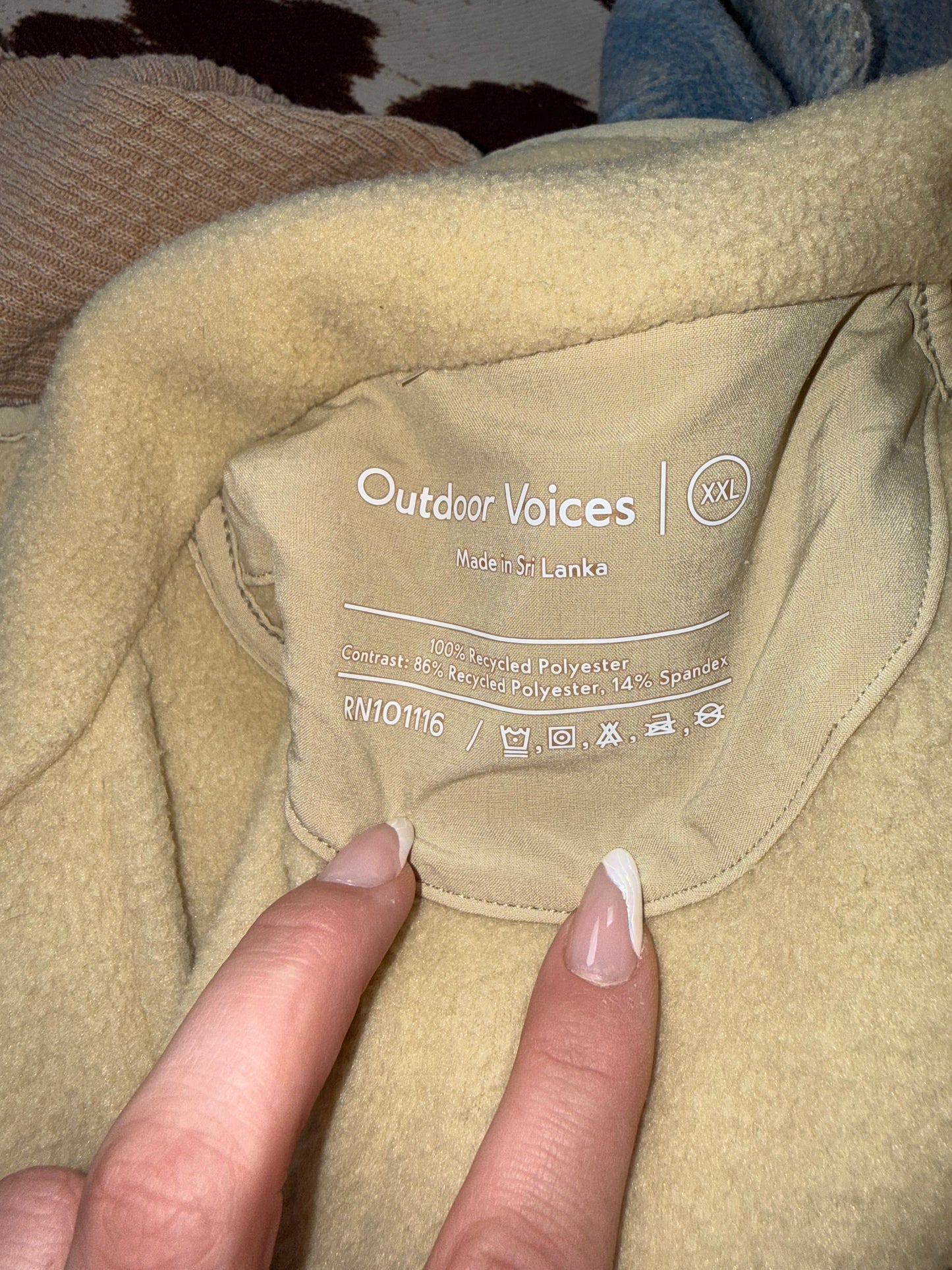 Outdoor Voices (XXL) Tan Fleece Button Up Pullover