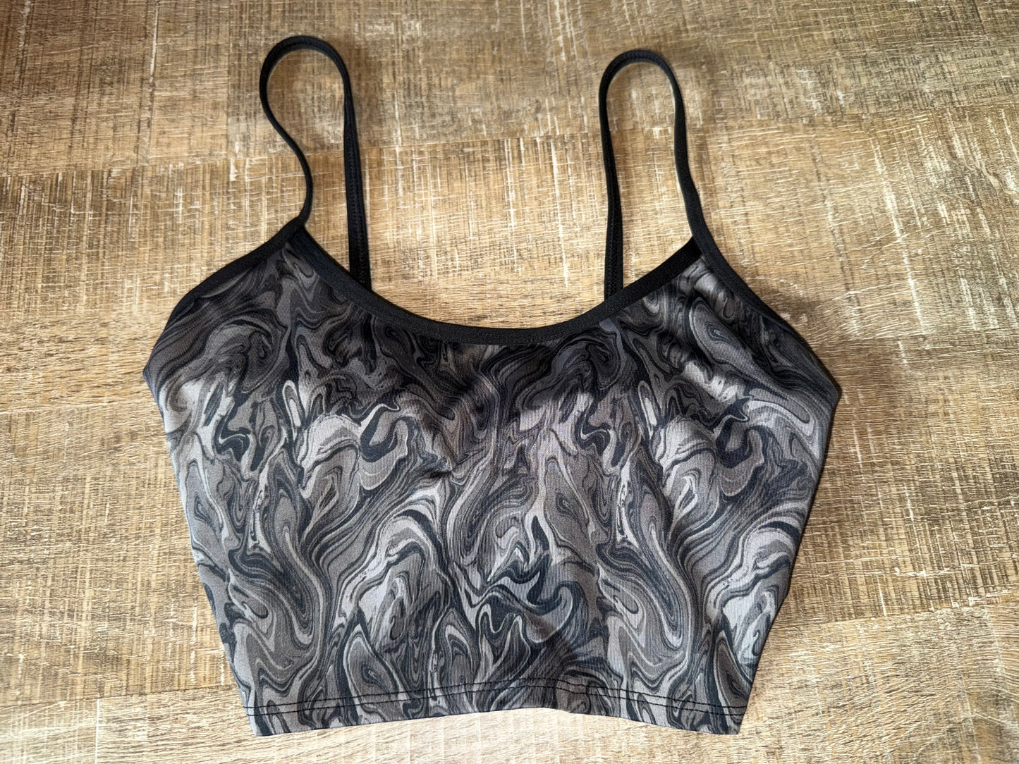 PINK VS Active (XS) Black/Grey Swirl Pattern Lightly Lined Sports Bra