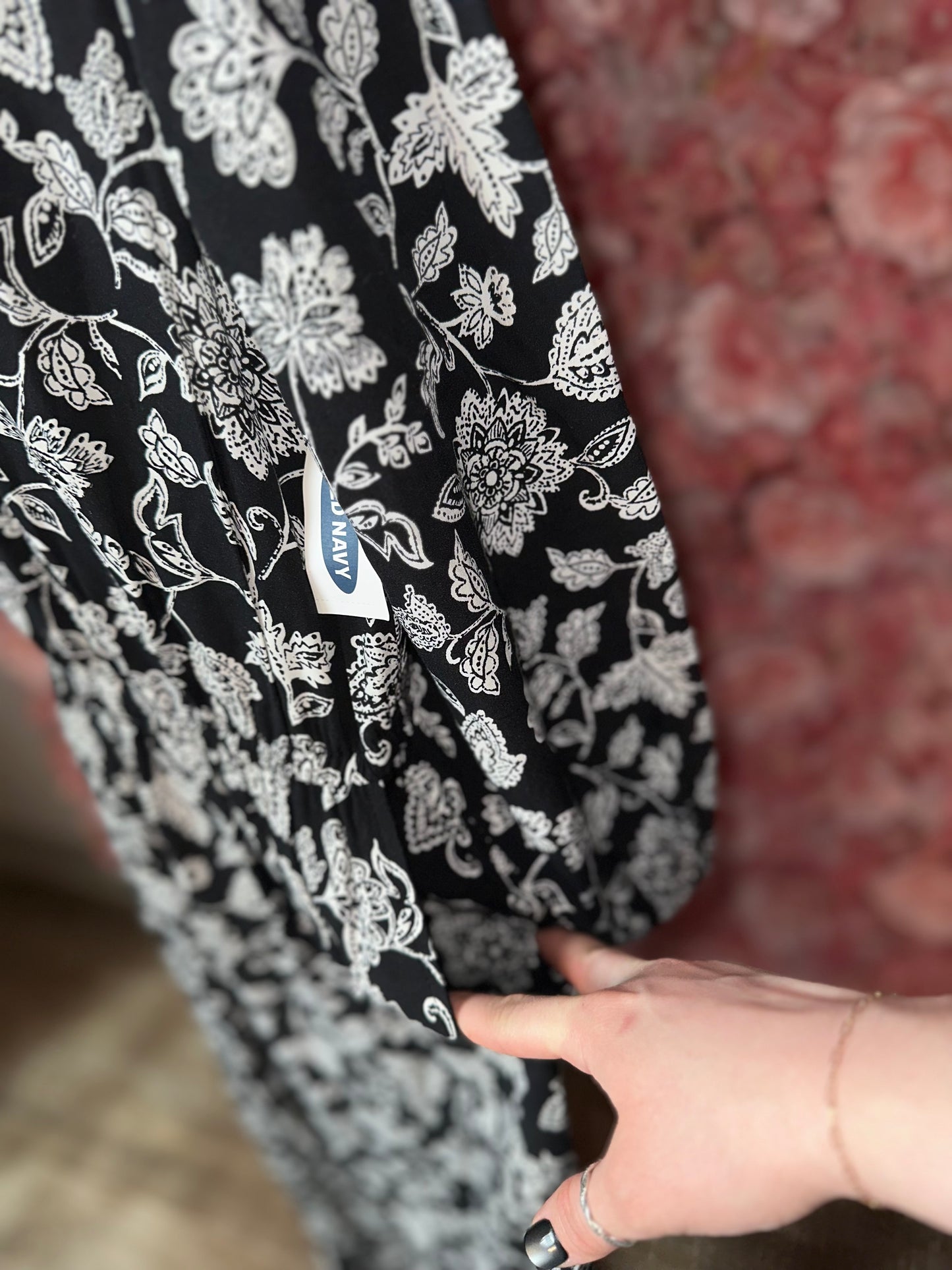 NWT Old Navy (Small) B&W Floral Pattern Jumpsuit