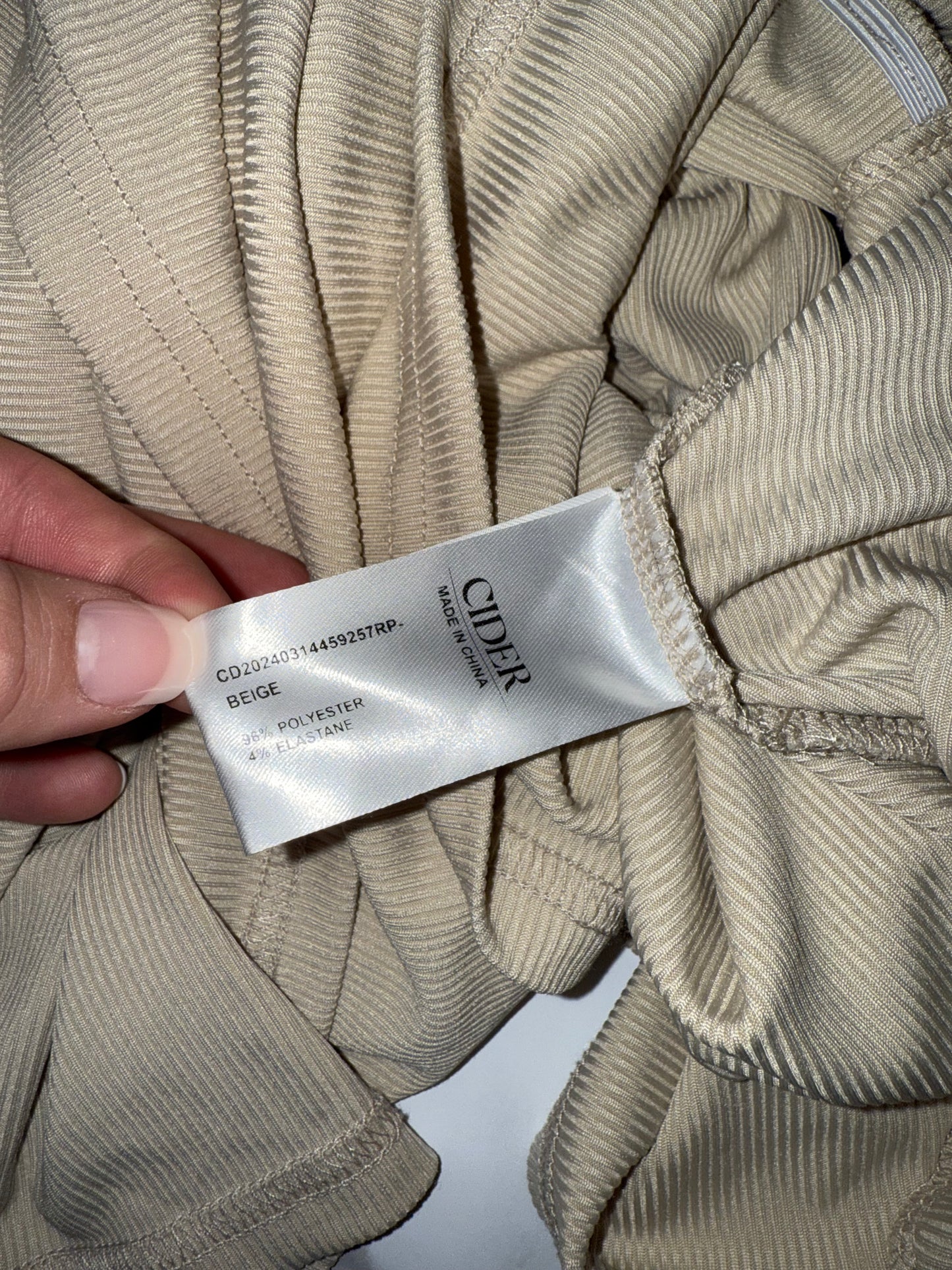 NWT Cider (2X) Brand New Cream Ribbed Romper with Pockets