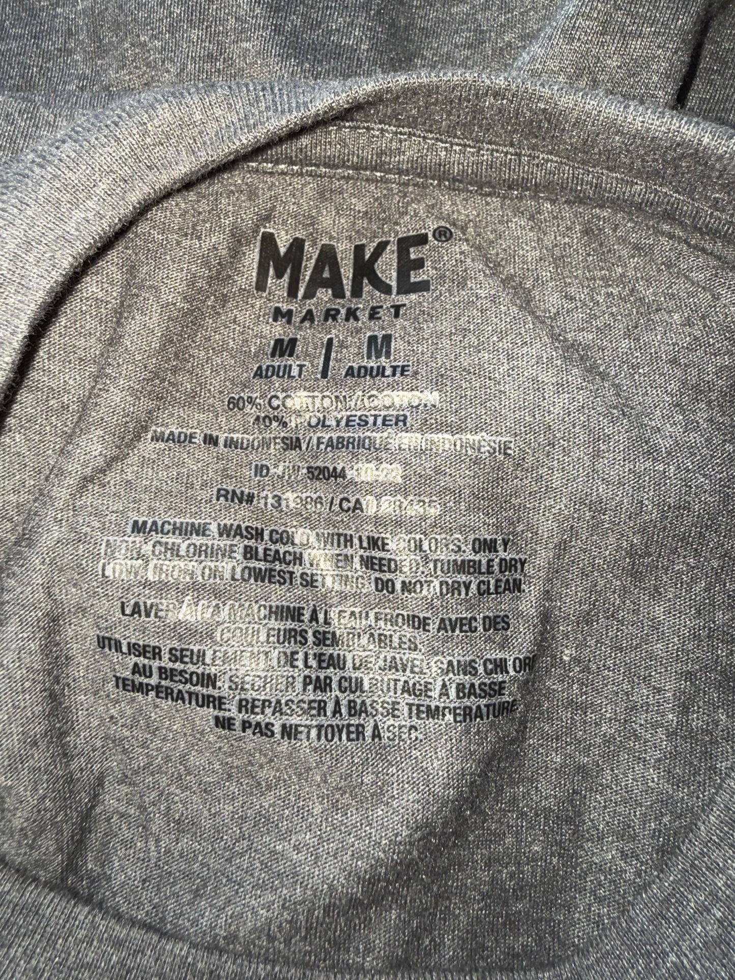 Make Market (Medium) Grey Teacher T-Shirt for Kindergarten