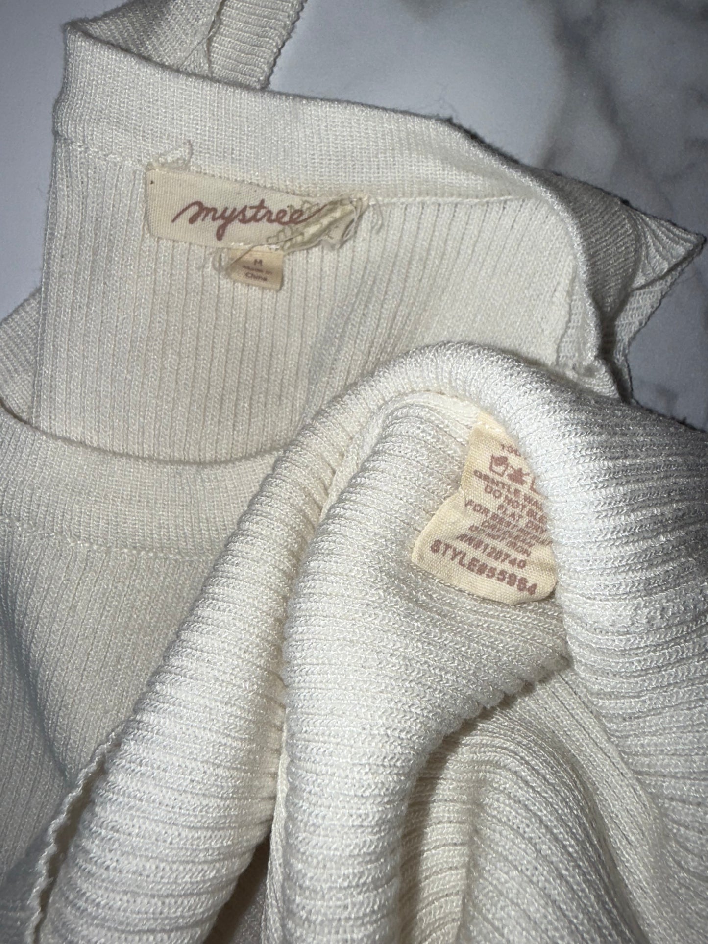 Mystree (Medium) Off White Ribbed Tank Top with Ruffle Trim