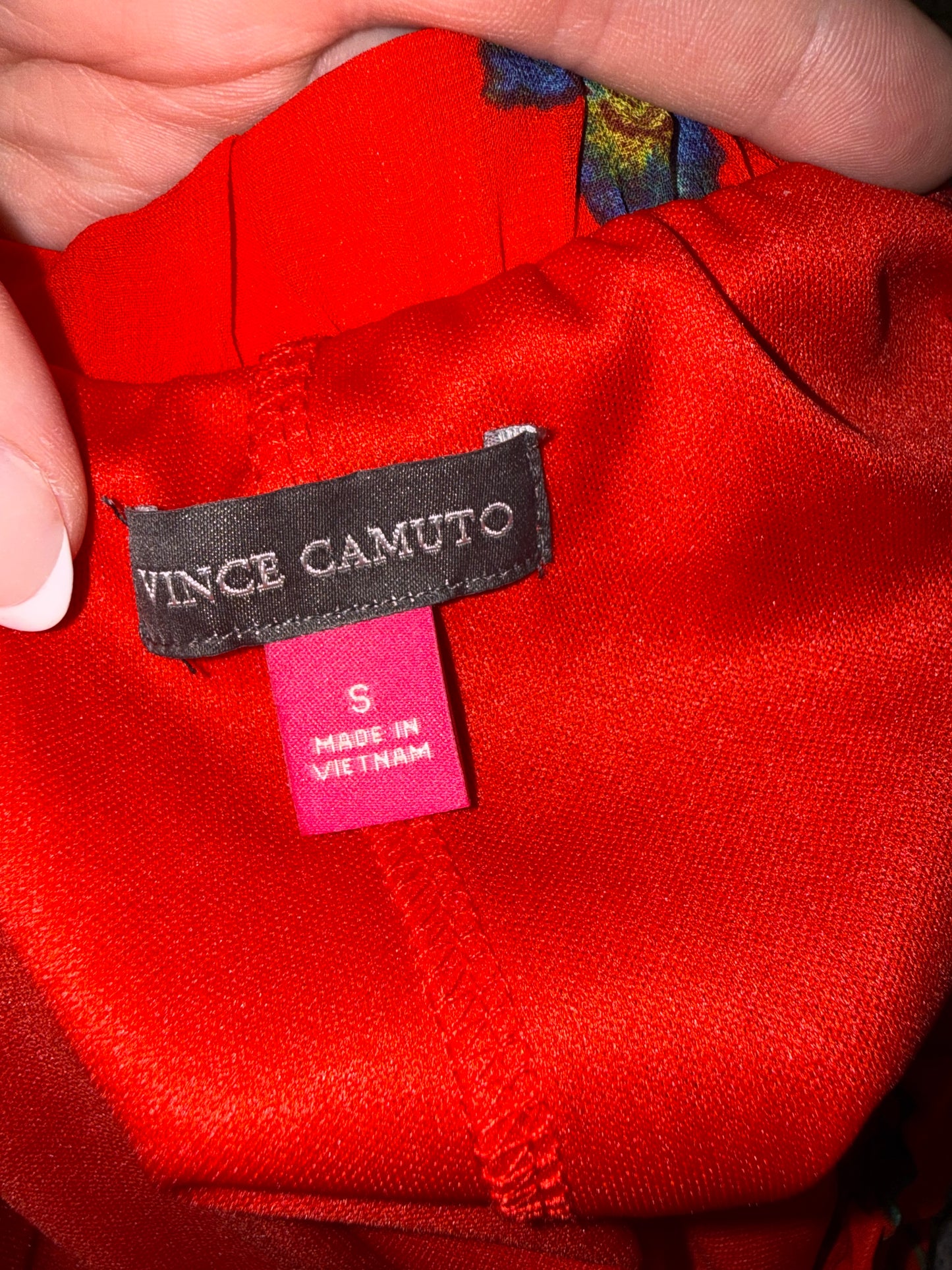 NWT Vince Camuto (Small) Brand New Red Floral Ribbed Flowy Maxi Skirt