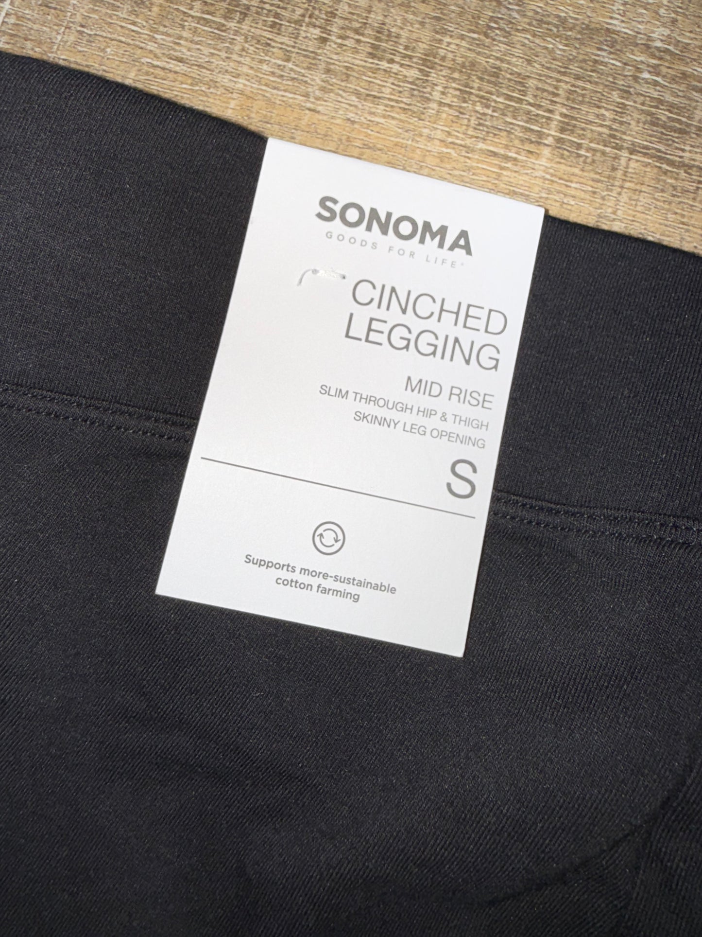 NWT Sonoma (Small) Brand New Black Mid Rise Cinched Leggings