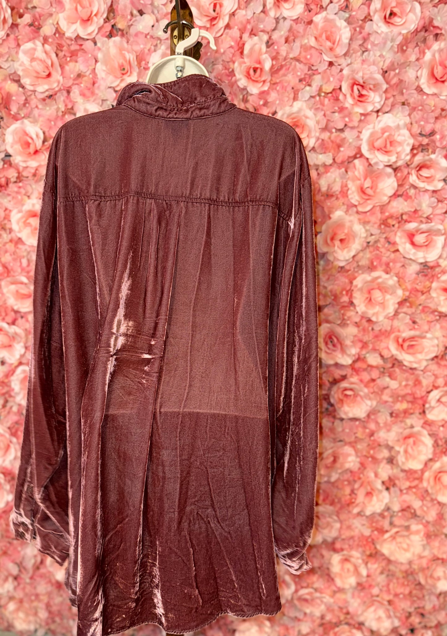 Torrid (4) Pink Velour Button Up