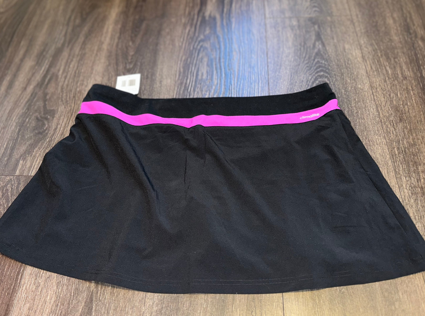 NWT Adidas (XL) Brand New Black/Pink Skort