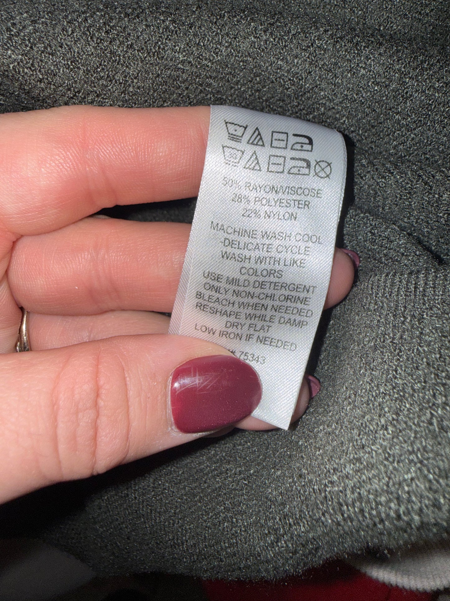 Song of Style By Aimee Song (M) Green Sleeveless Sweater Vest with Gold Buttons