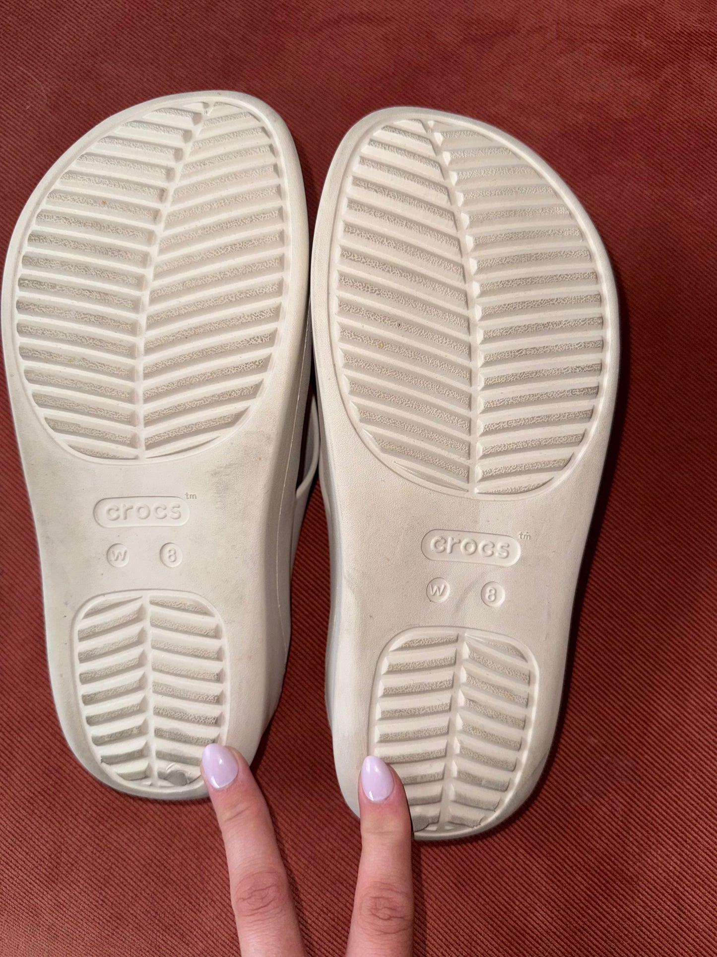 CROCS (8) Off White Flip Flops with Thick Sole