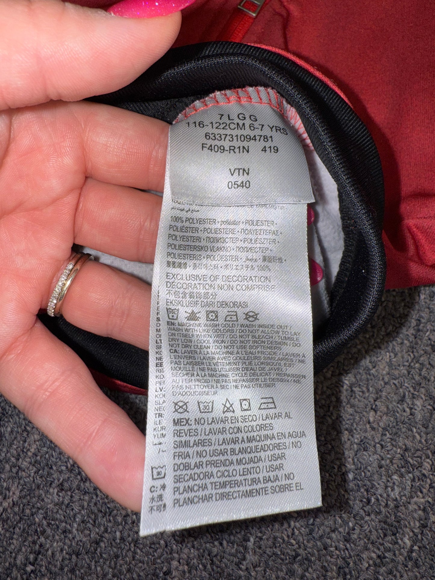 Nike (7/L) Kids Red Jacket