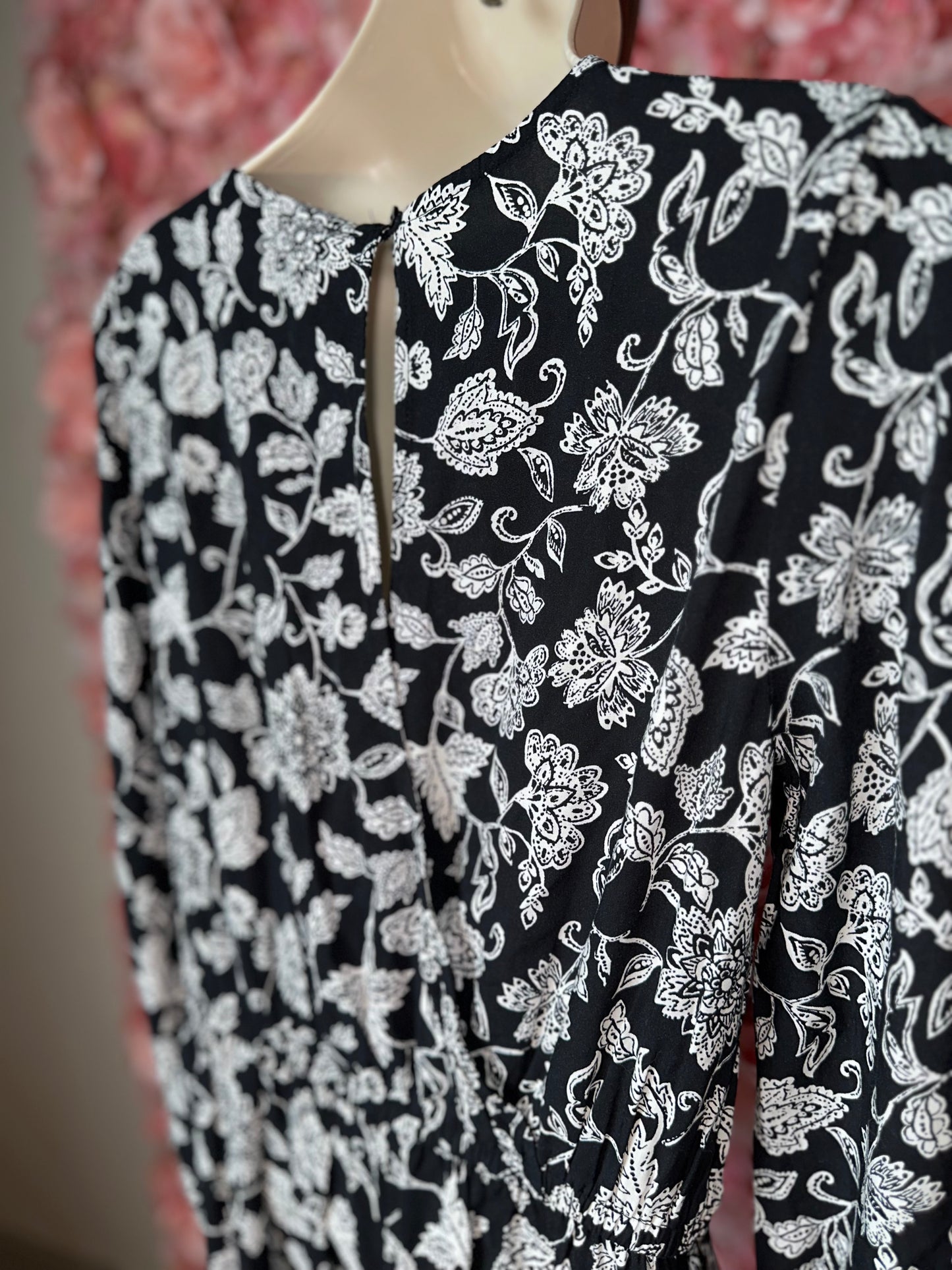 NWT Old Navy (Small) B&W Floral Pattern Jumpsuit