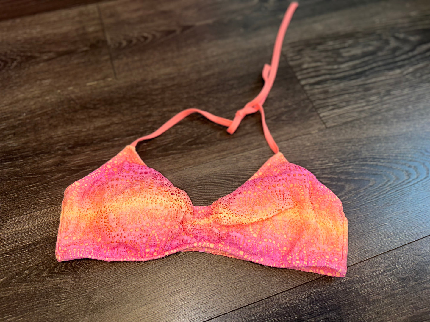 Victoria's Secret (Large) Pink//Orange Ombre Pointelle Bikini Top Swimwear