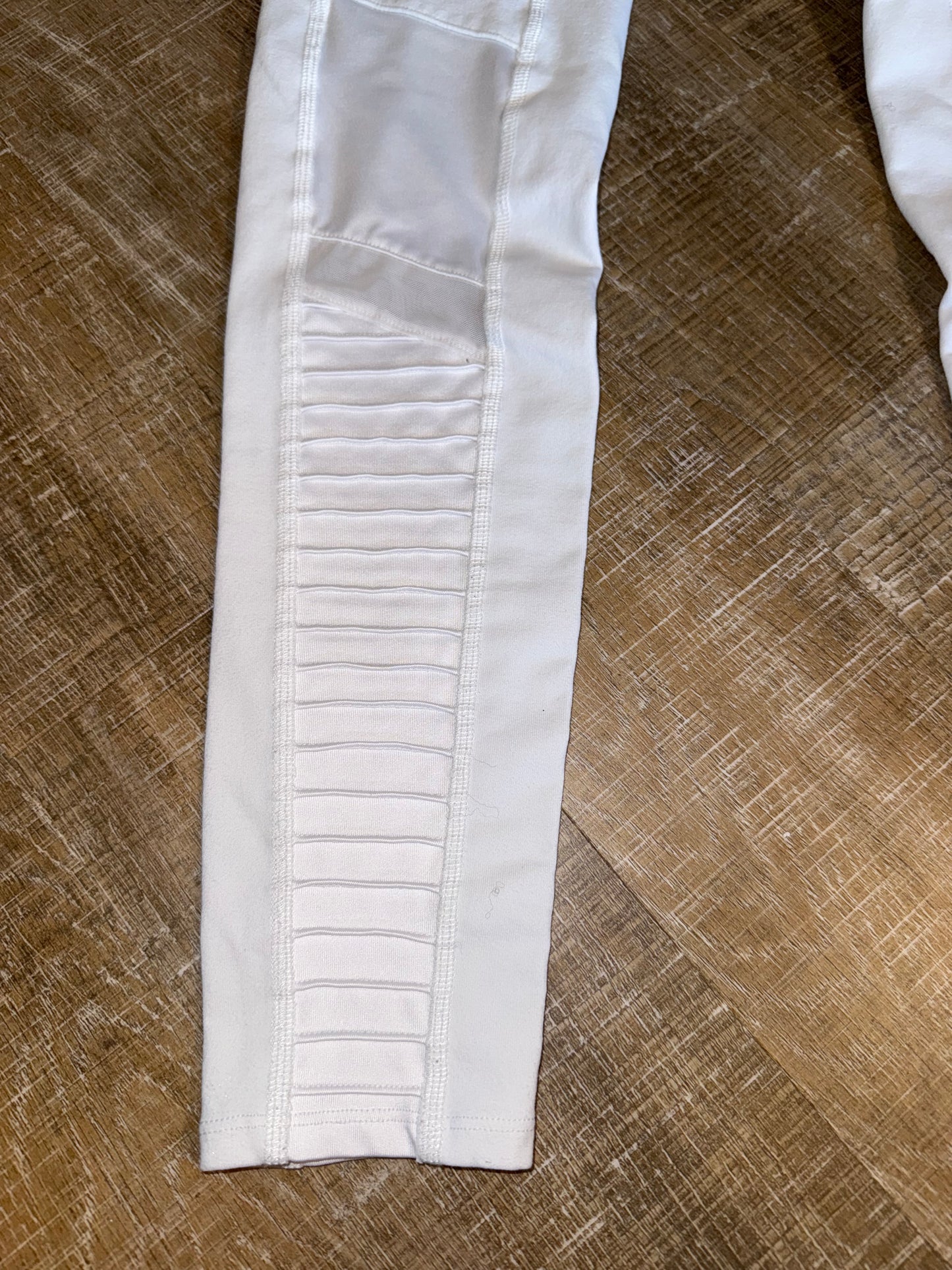 Alo (Small) White Ribbed Leggings