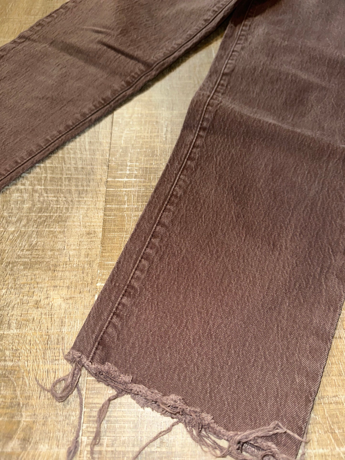 Universal Thread (0L) Brown Denim Vintage Straight Jeans with Frayed Bottom Hems