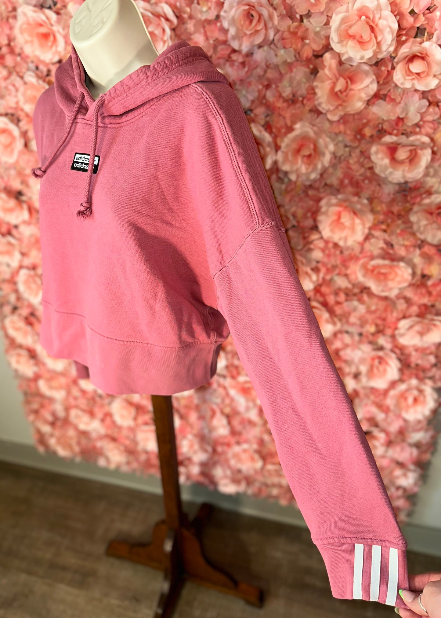 adidas (Large) Pink Cropped Hoodie