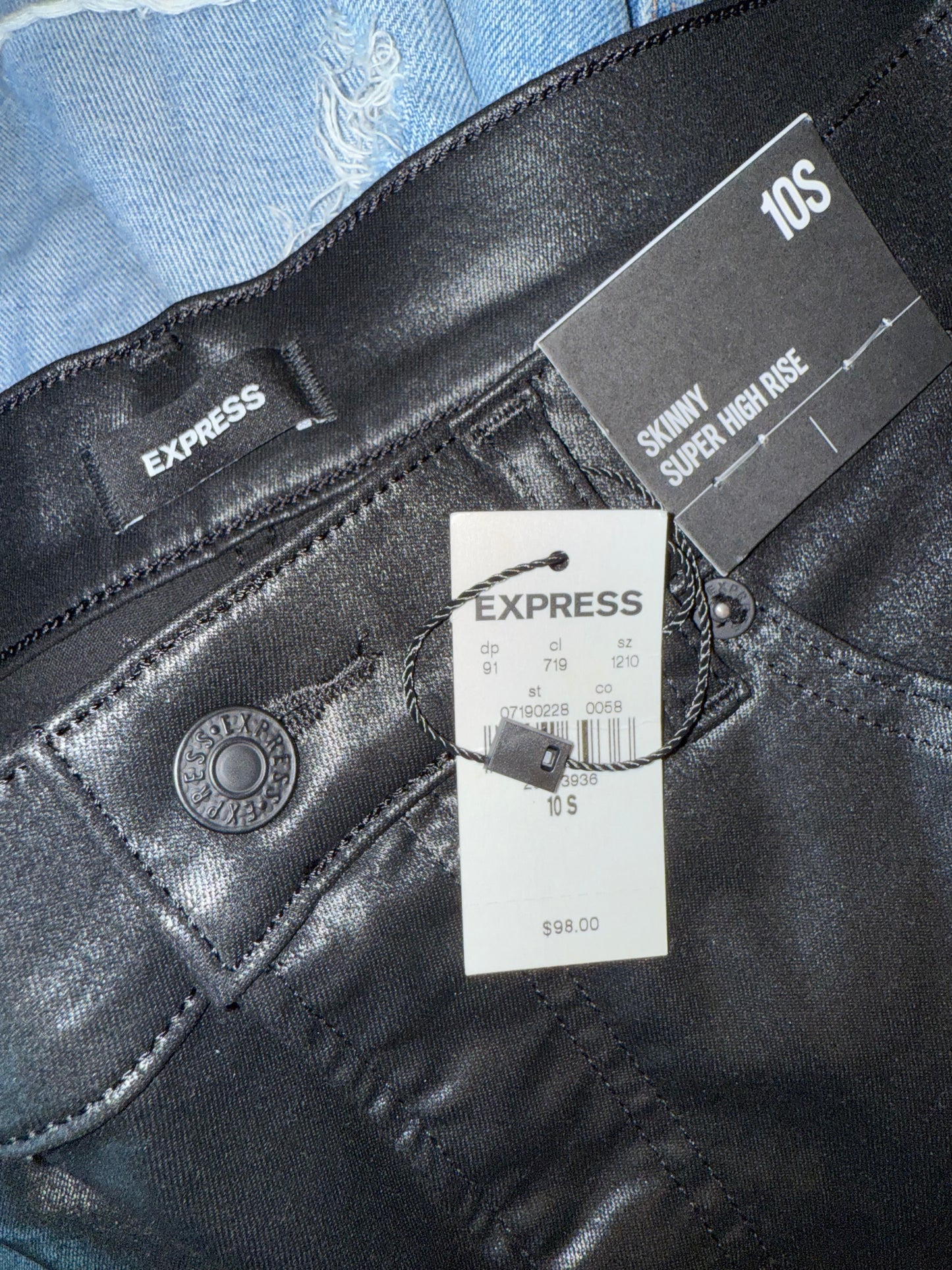 NWT Express (10s) Brand New Black Metallic Super High Rise Skinny Jeans