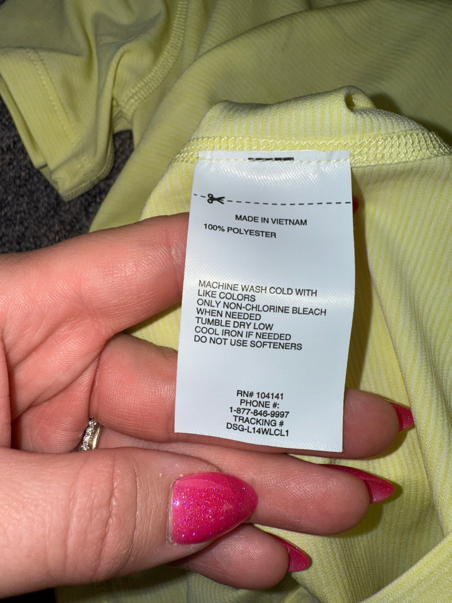 NWT DSG (XS) *FREE WITH PURCHASE* Brand New Kids Yellow Sporty T-Shirt